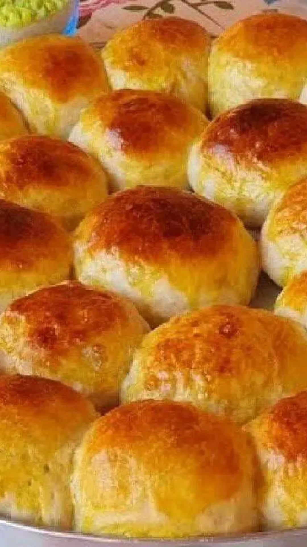 Pãozinho de mandioca muito gostoso para comer quentinho na hora do café
