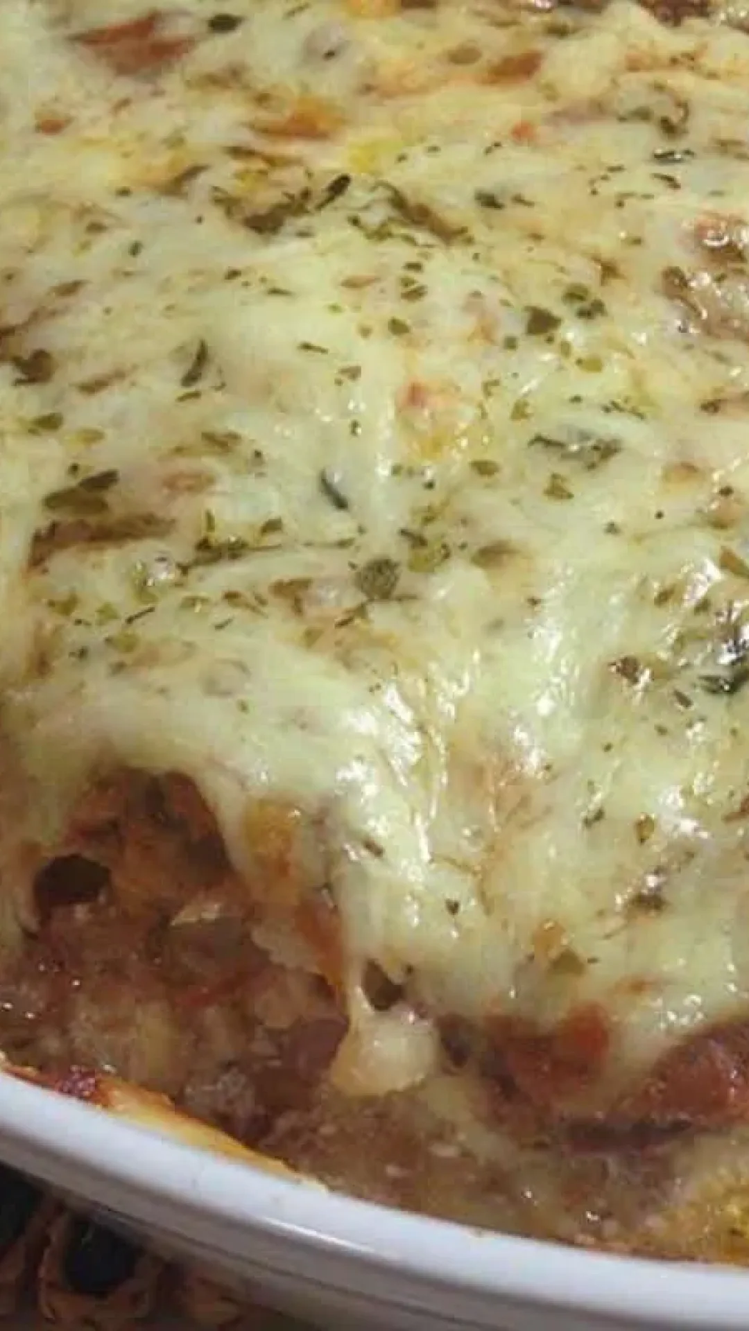 Parmegiana de carne moída muito saborosa e fácil de fazer em qualquer ocasião