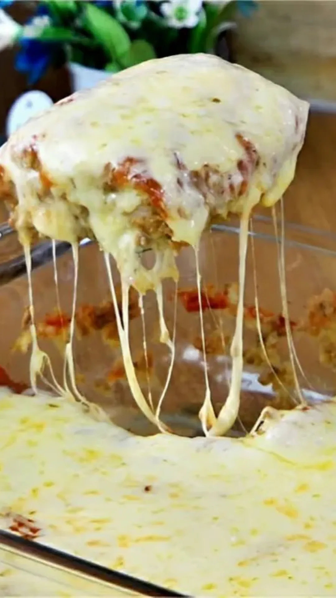 Parmegiana de carne moída uma receita econômica e deliciosa para servir no almoço ou jantar