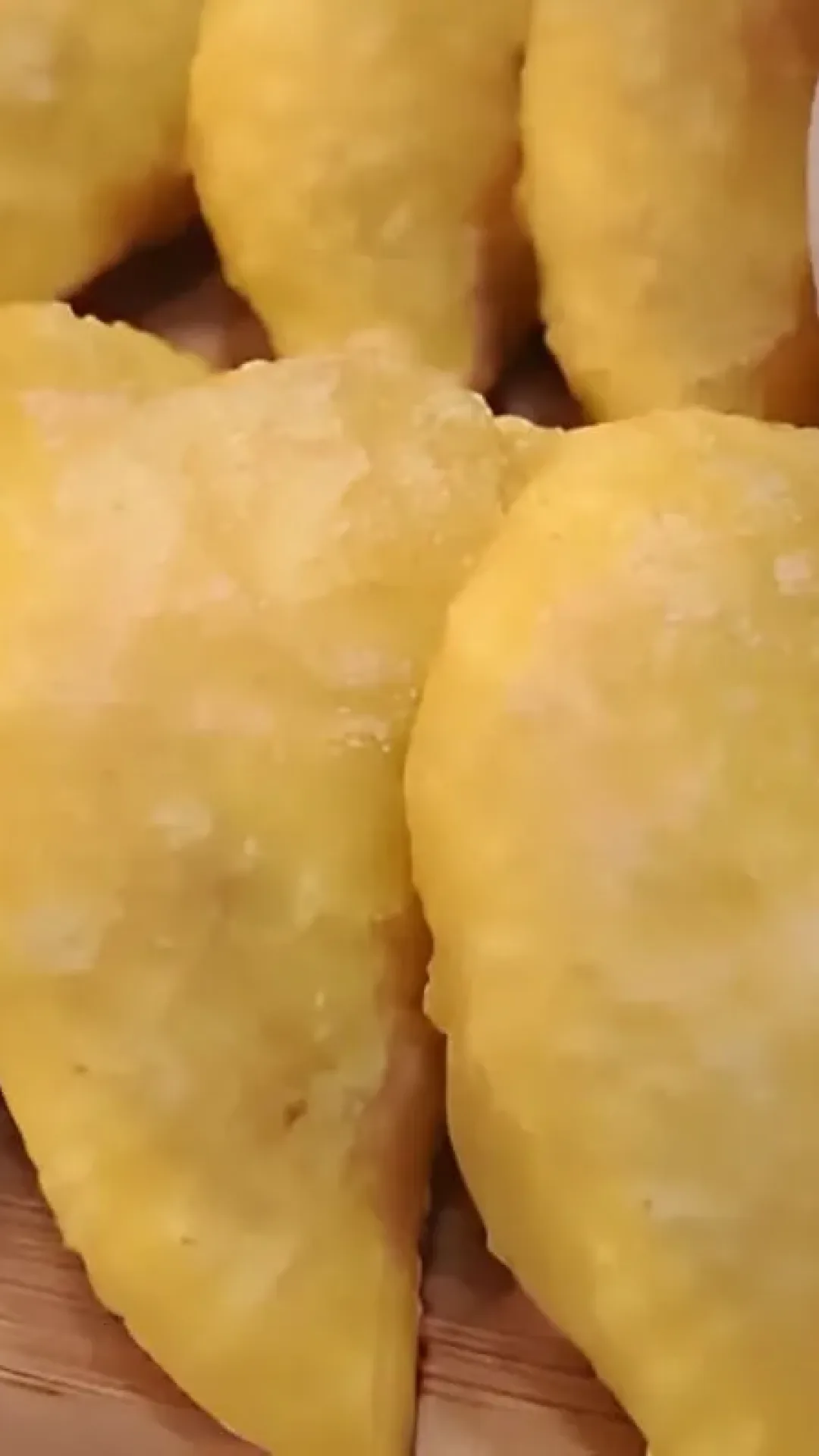 Pastel de fubá uma iguaria brasileira para fazer na sua casa