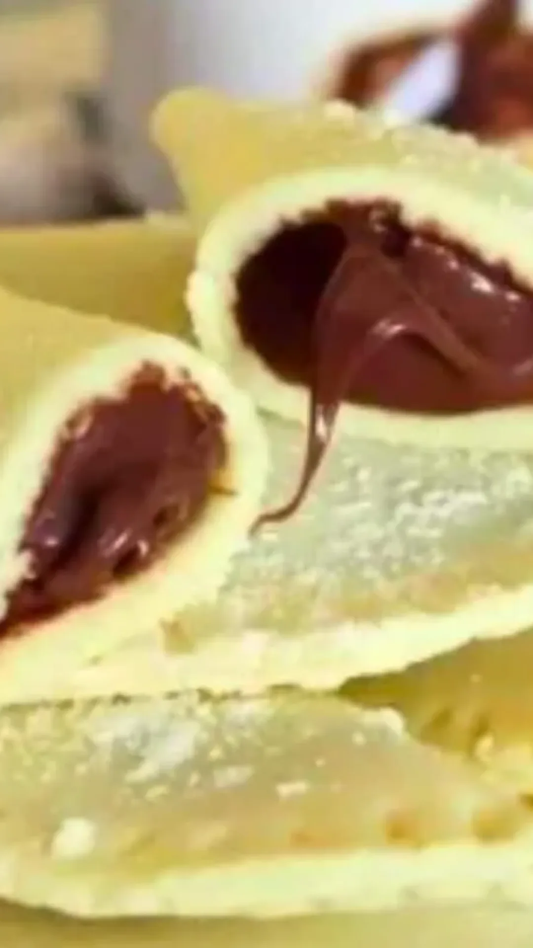 Pastelzinho de leite ninho com Nutella: aprenda a fazer com só 4 ingredientes e venda muito