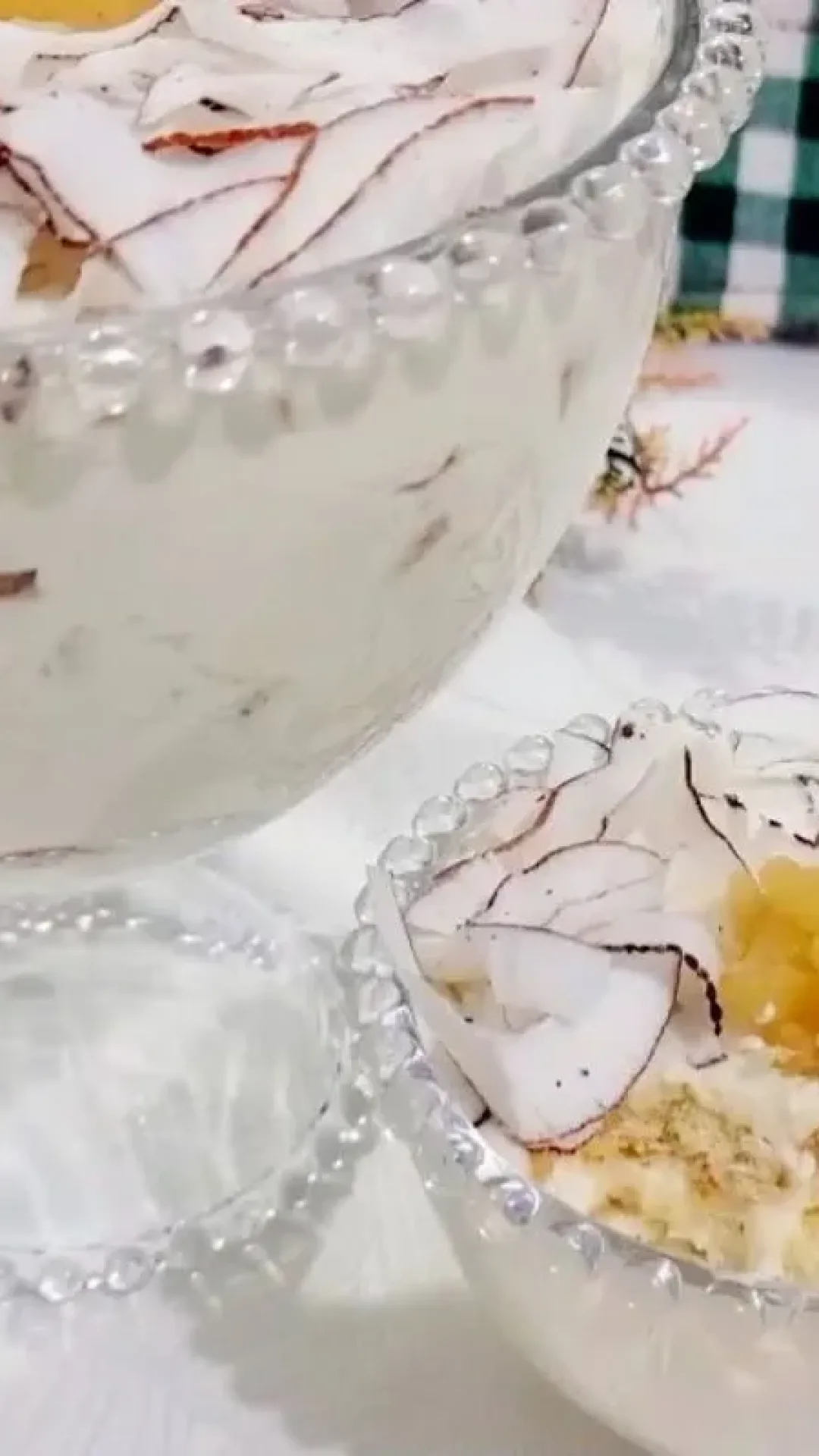 Pavê de abacaxi com coco: uma sobremesa de taça muito fácil e refrescante que todos vão amar