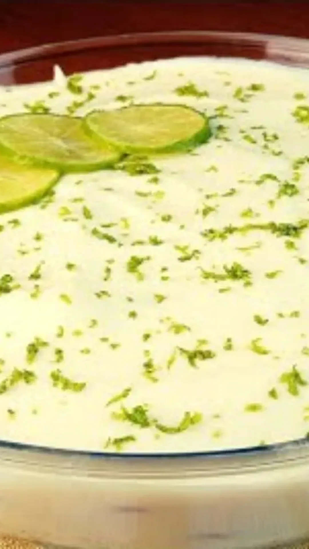Pavê de limão: a sobremesa de fim de semana totalmente irresistível que combina a cremosidade do doce com o azedinho da fruta de um jeito único