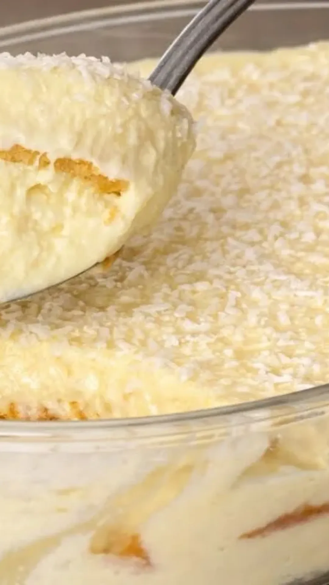 Pavê de travessa que não vai ao fogo, uma receita prática e deliciosa que fica pronta num instante