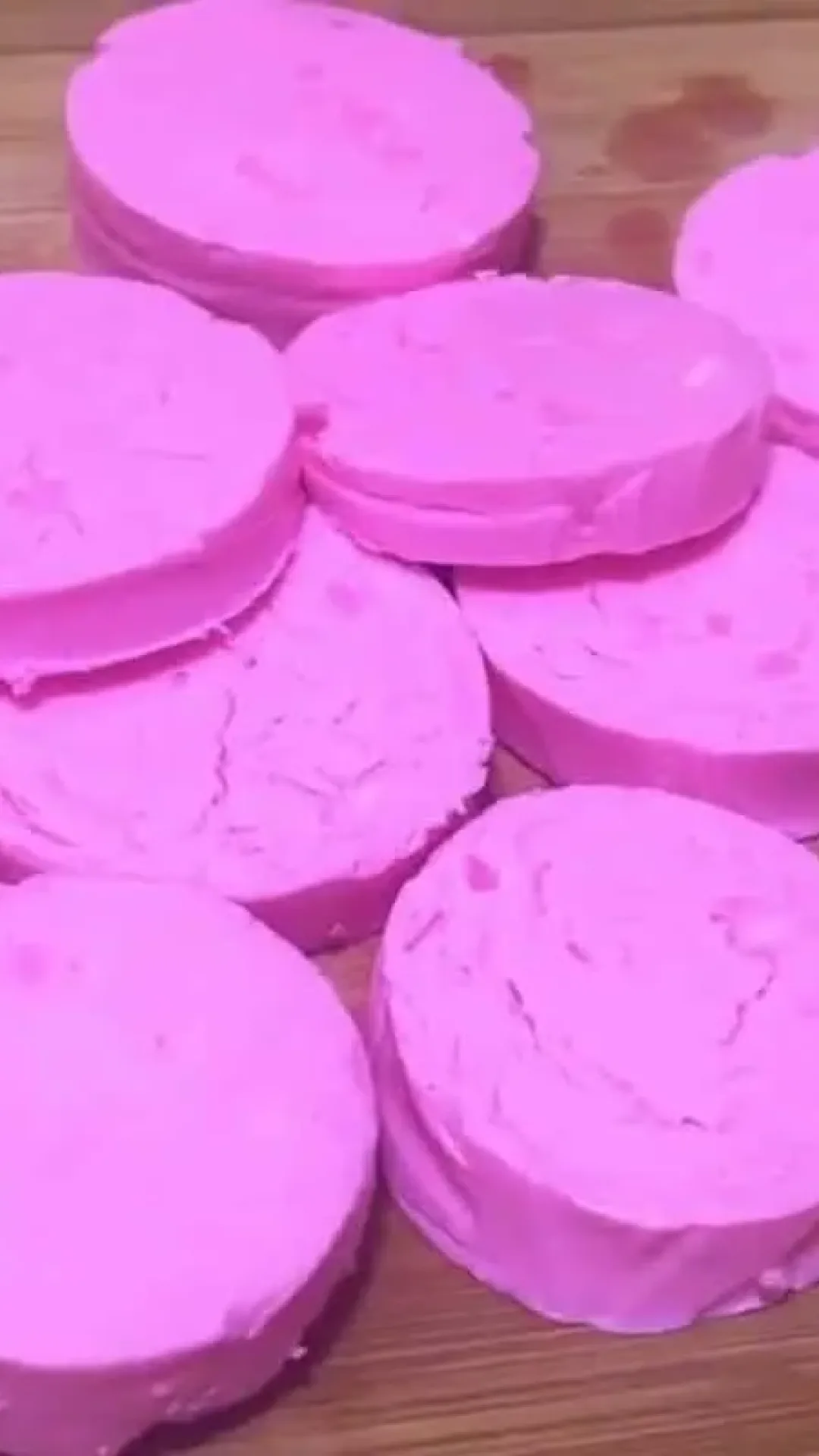 Pedra sanitária caseira com uma receita que rende para o mês inteiro