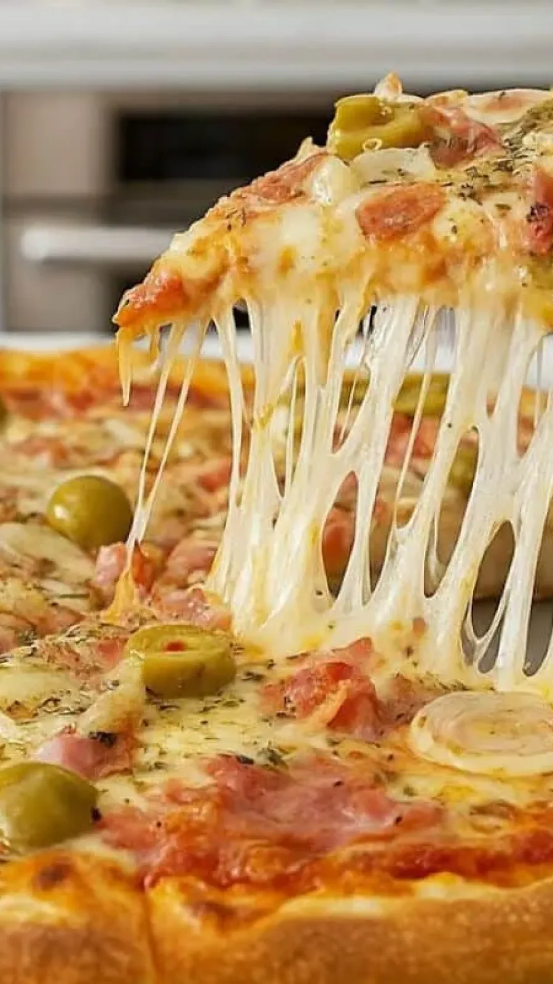 Pizza de liquidificador pronta em poucos minutos para facilitar seu lanche da noite