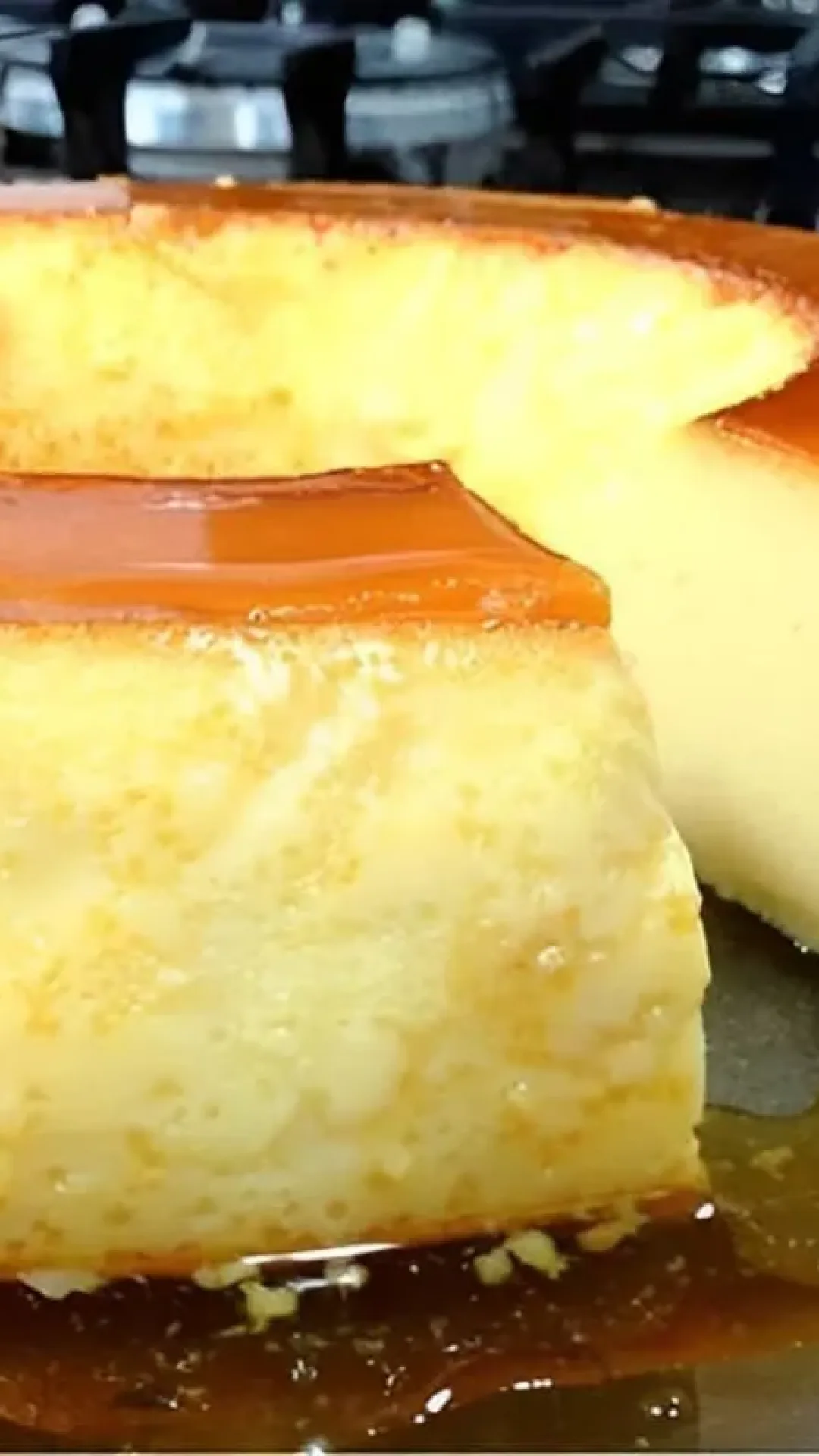 Pudim de 3 ingredientes que não vai ao fogo muito fácil todo feito no liquidificador