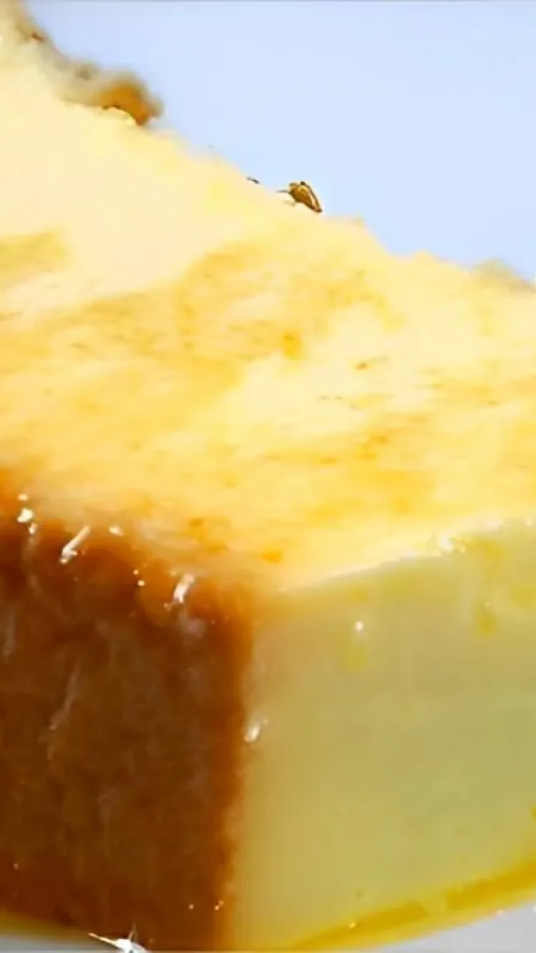 Pudim de abacaxi com a fruta um pudim simples e fácil é só bater os ingredientes e levar para cozinhar