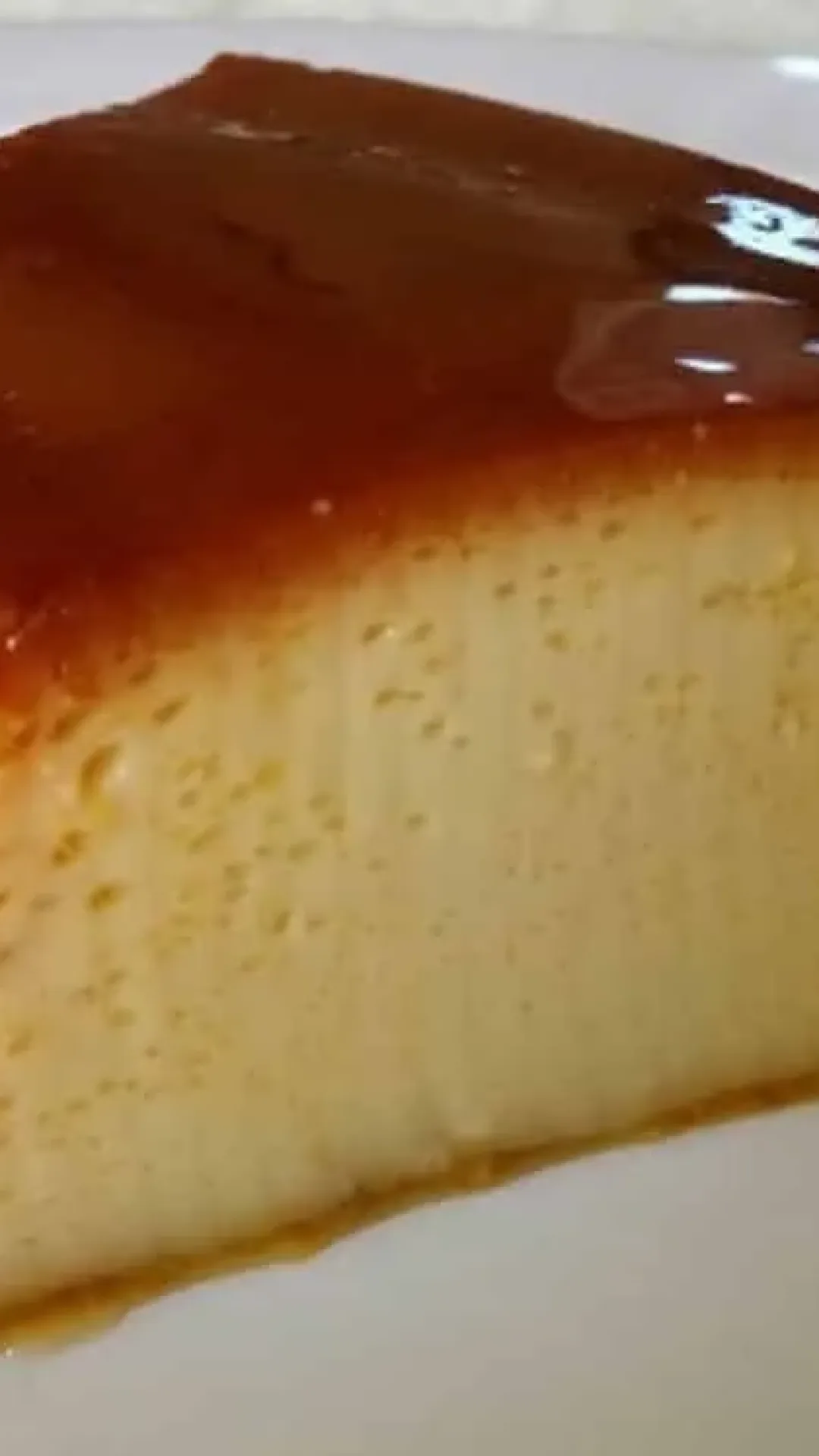 Pudim de leite condensado com furinhos maravilhoso igual vovó fazia