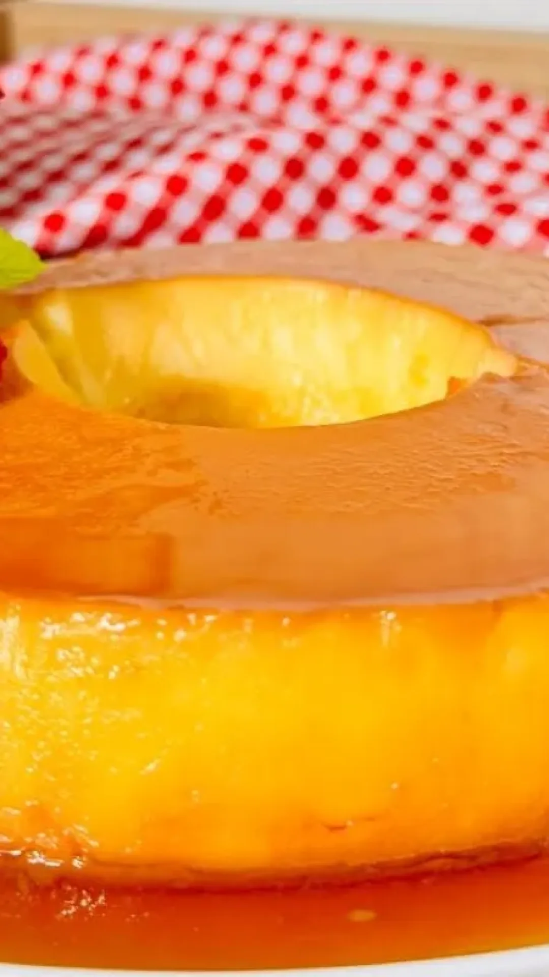 Pudim de leite condensado: o sabor perfeito para sua Ceia de Natal, cremoso e sem furinhos