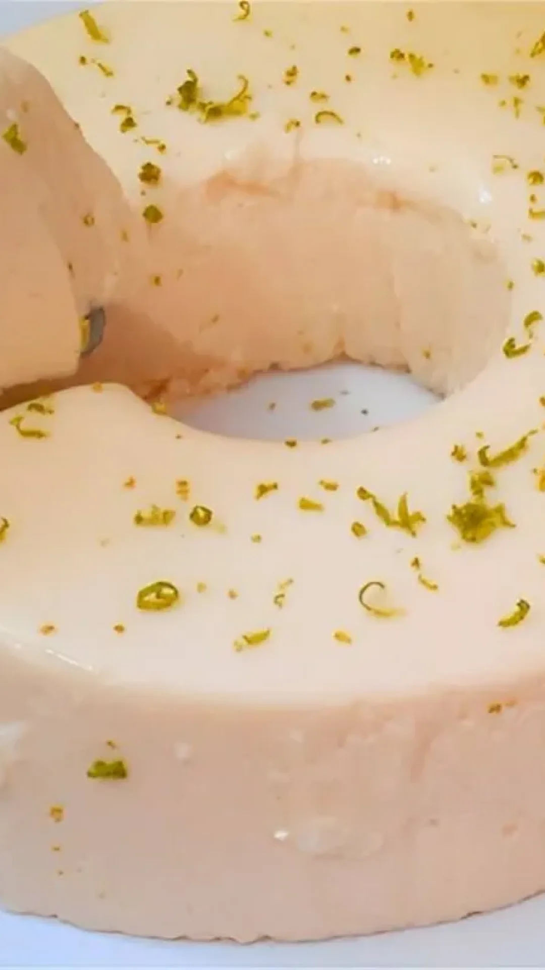 Pudim de limão de geladeira uma sobremesa fácil e rápida para o final de semana