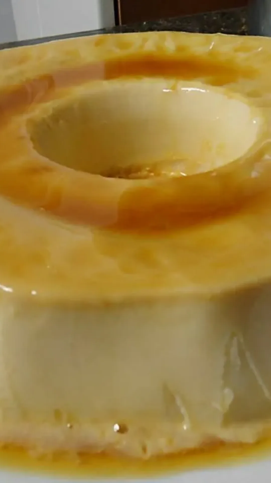 Pudim gelado ou pudim de geladeira não vai ao forno nem tem ovos é só bater e levar pra gelar