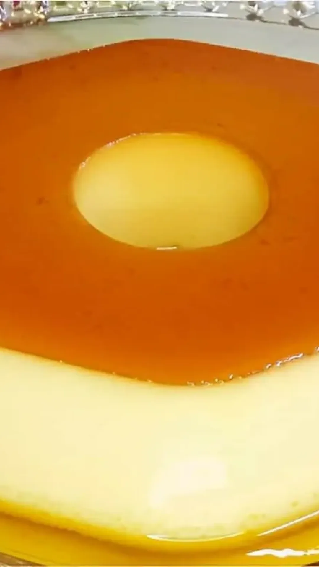 Pudim gourmet super cremoso e sem furinhos feito com apenas 3 ingredientes