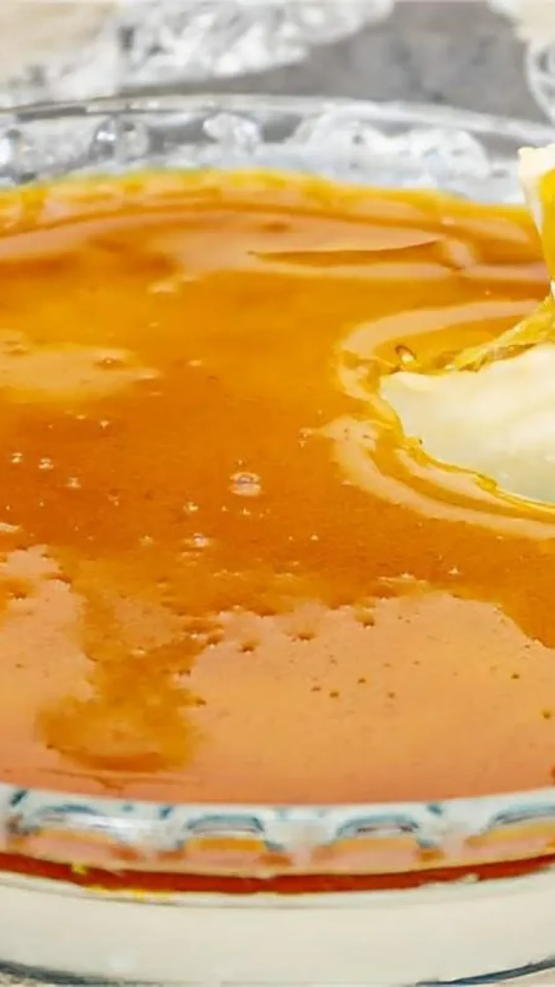 Pudim na travessa sem ovos e sem forno muito fácil de fazer e delicioso