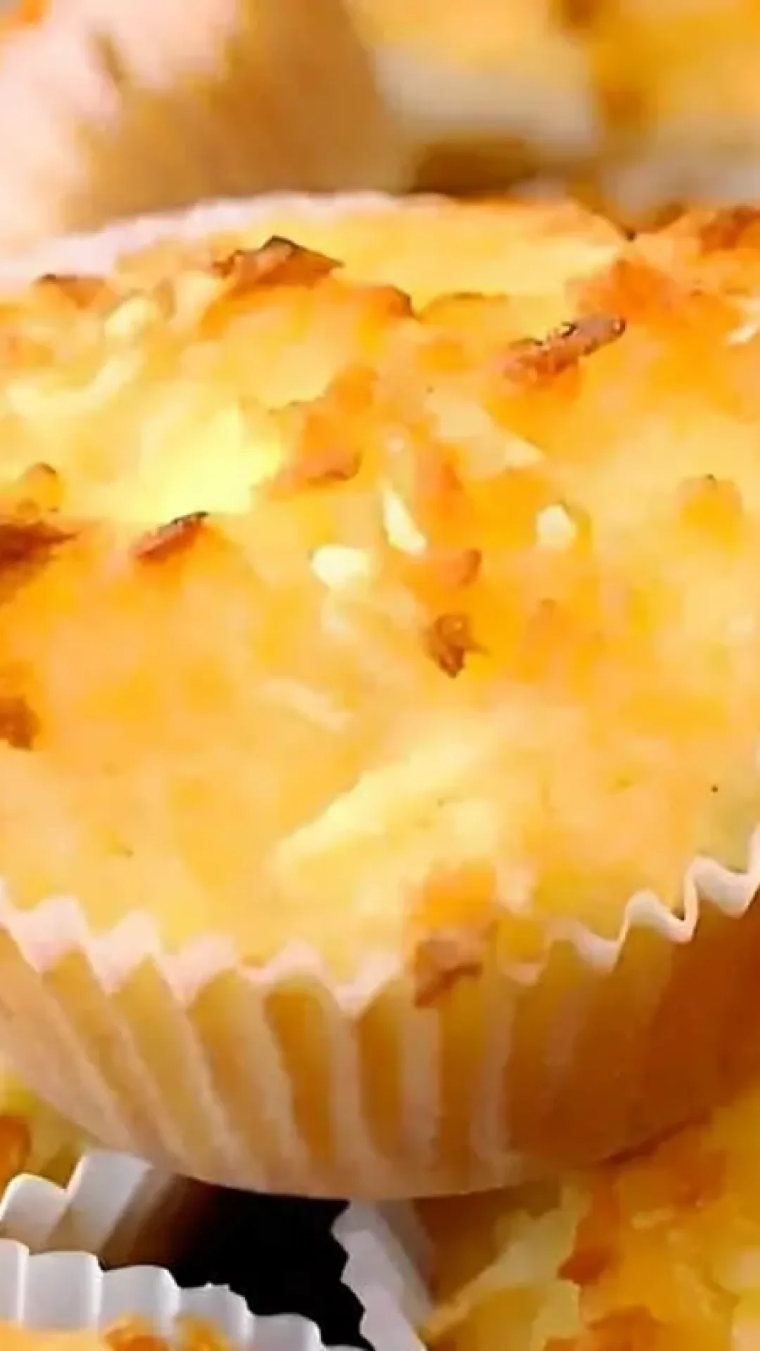 Queijadinha simples e fácil de fazer basta misturar os ingredientes e levar para assar