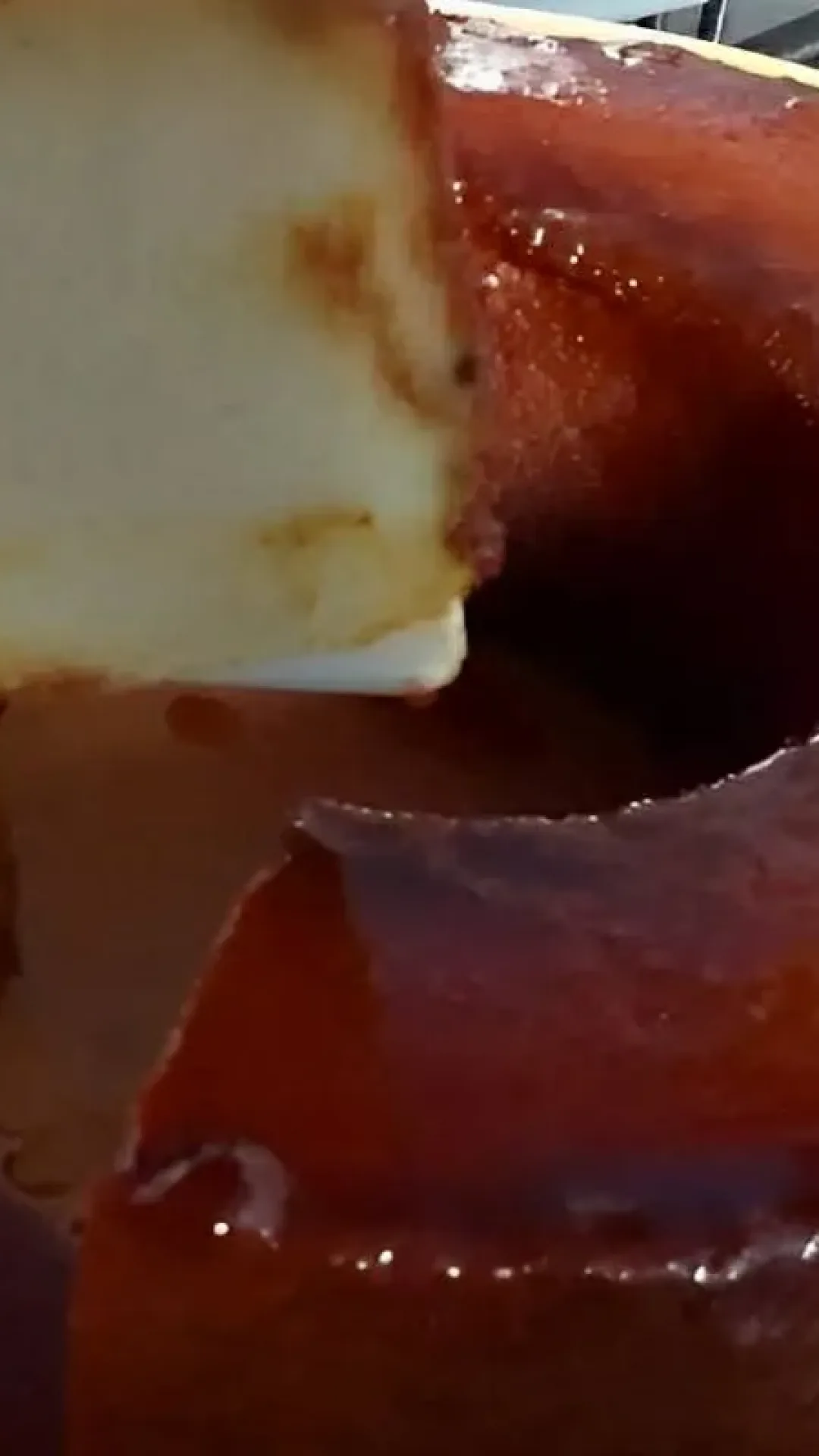 Reaproveite o pão velho com essa deliciosa receita de pudim de pão de liquidificador