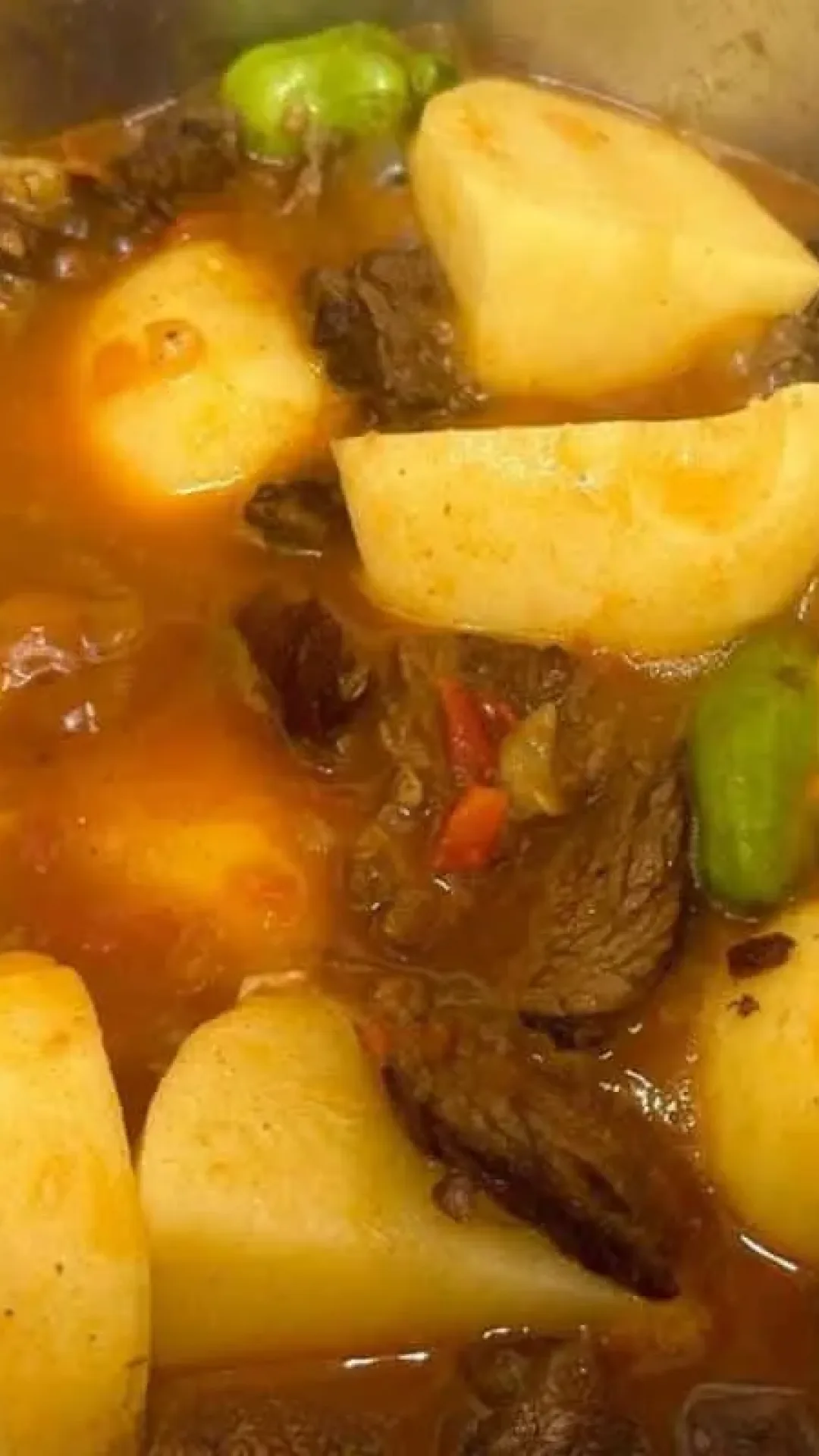 Receita da minha mãe de carne com batata que fica simplesmente uma maravilha