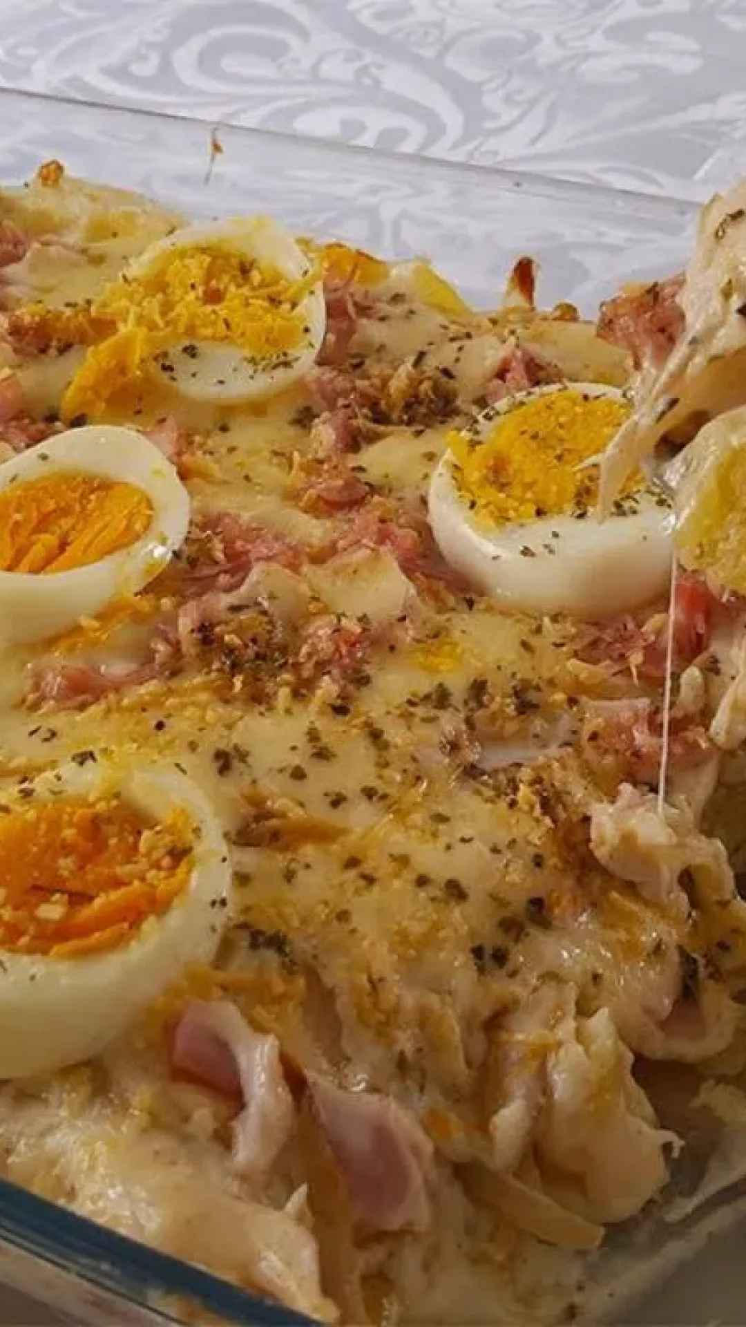 Receita de batata gratinada à portuguesa para o almoço de domingo