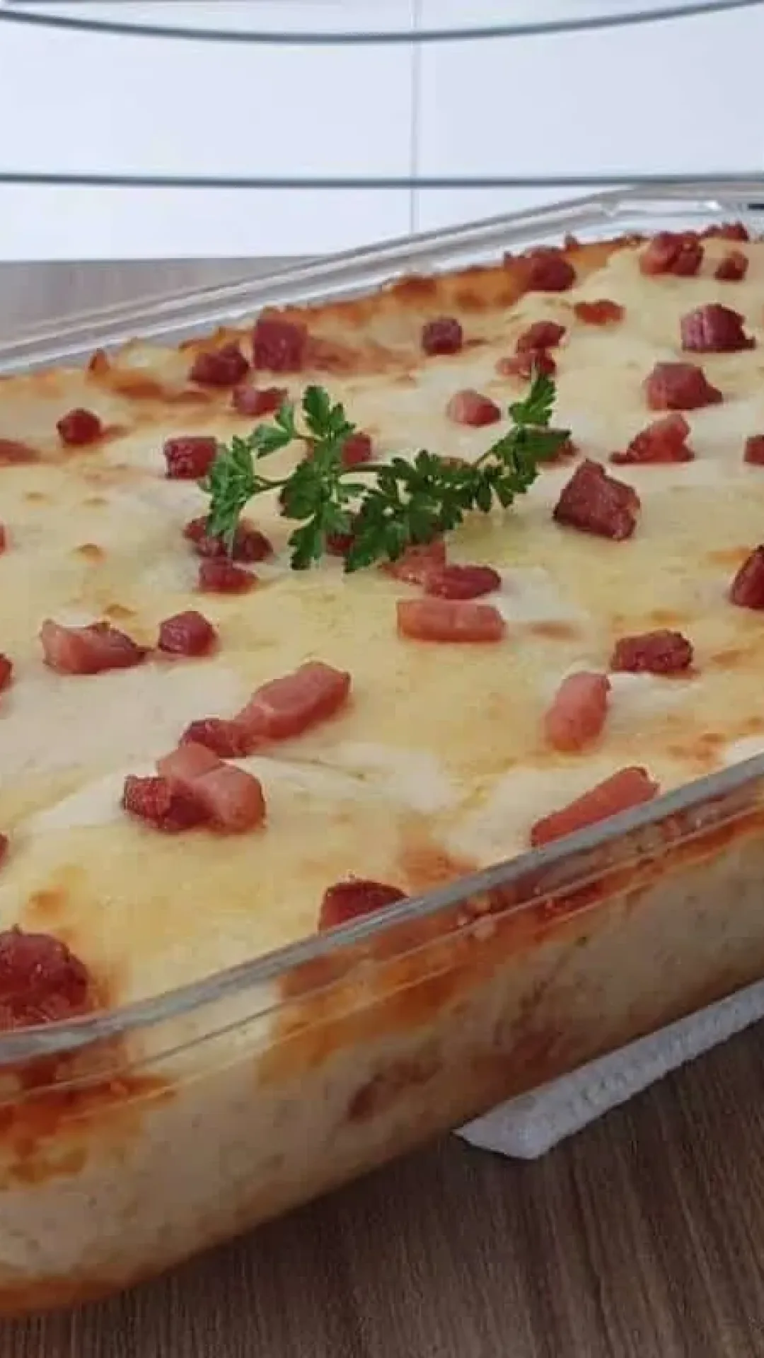 Receita de batata gratinada para ser o prato principal do seu almoço de dia das mães