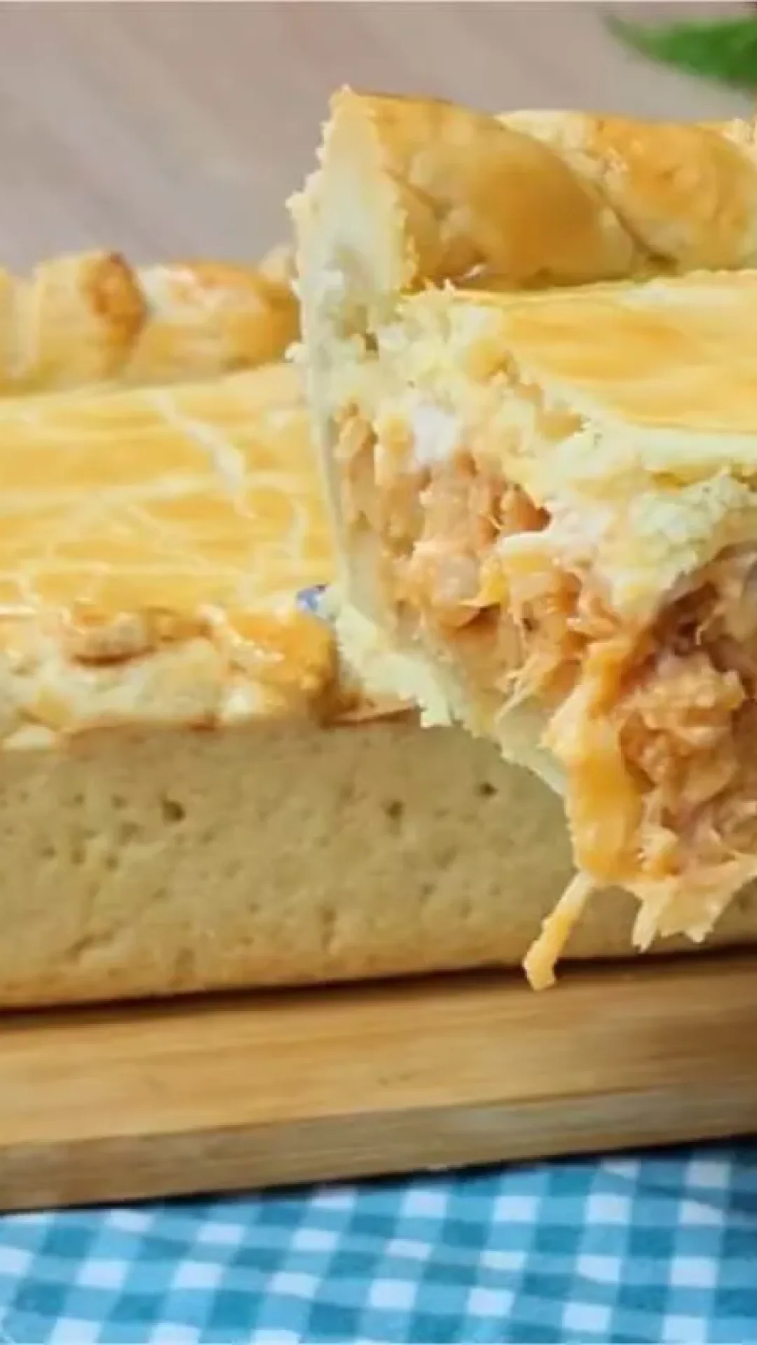 Receita de empadão de frango com massa perfeita e recheio super suculento