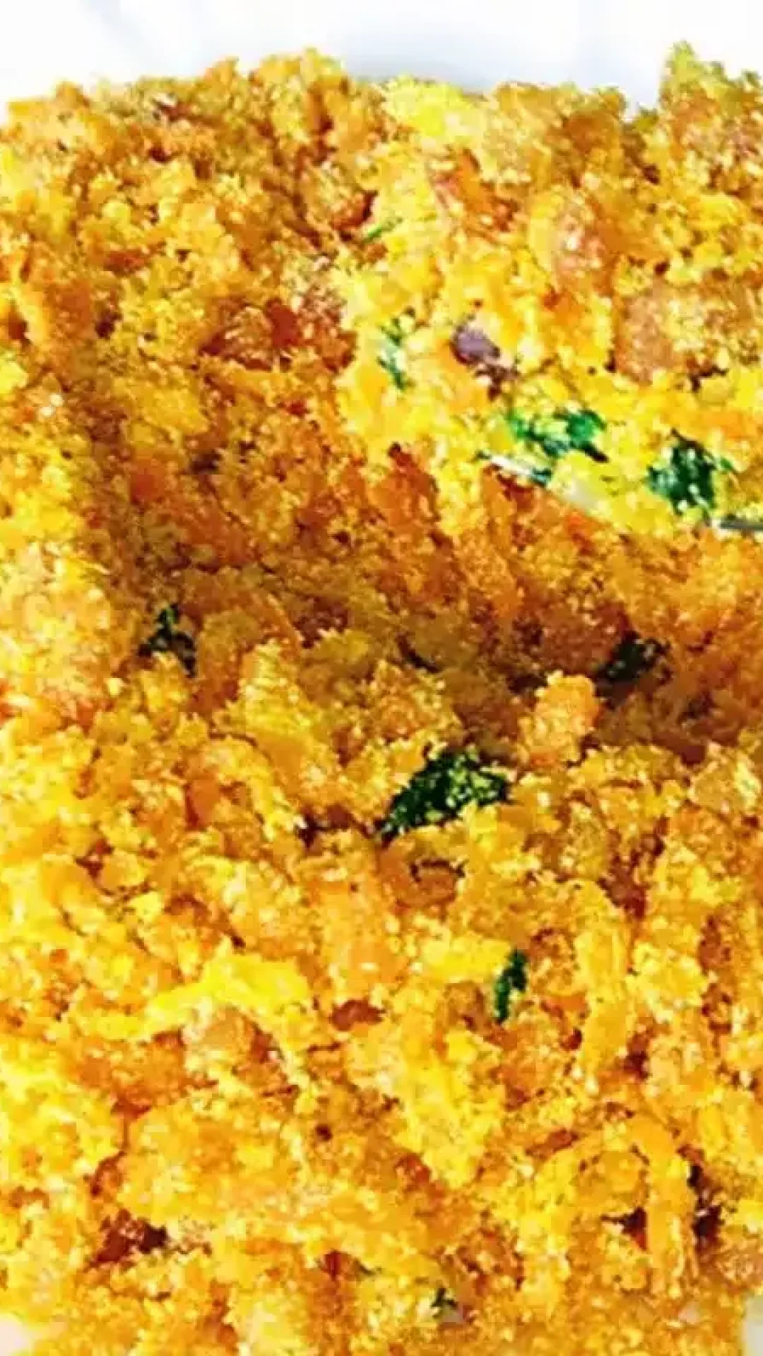 Receita de farofa de cenoura com bacon crocante e bem temperada para acompanhar suas refeições