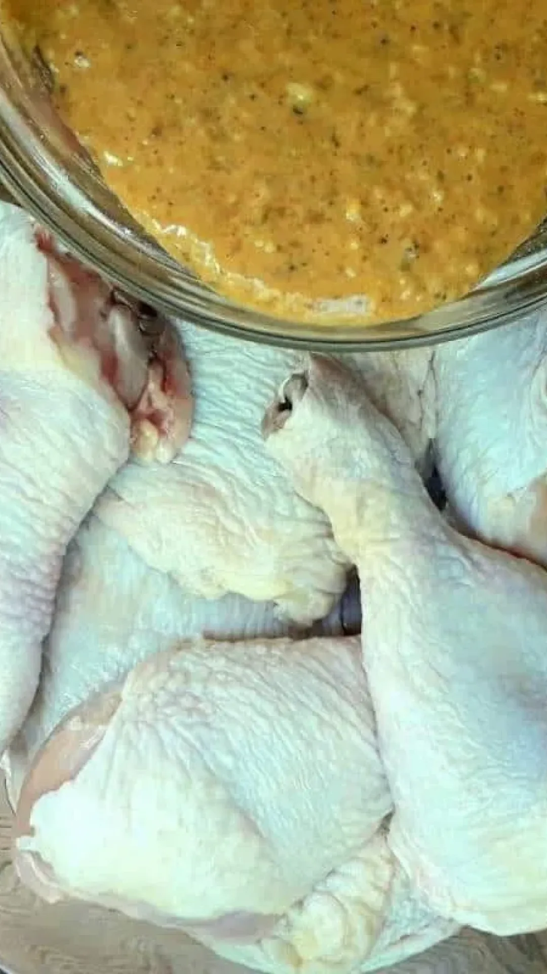 Receita de frango assado que minha família me pede para fazer todo final de semana