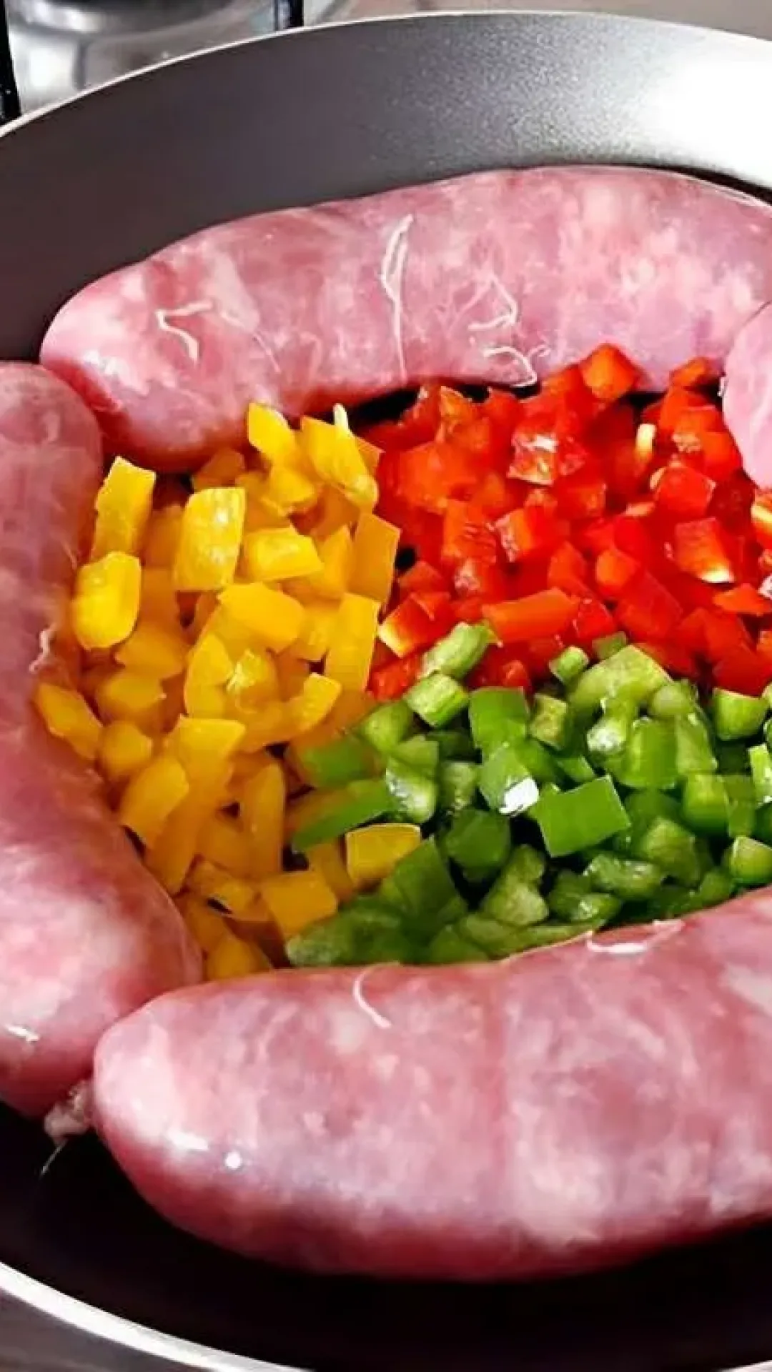 Receita de linguiça com arroz: um prato único econômico e saboroso para o seu jantar