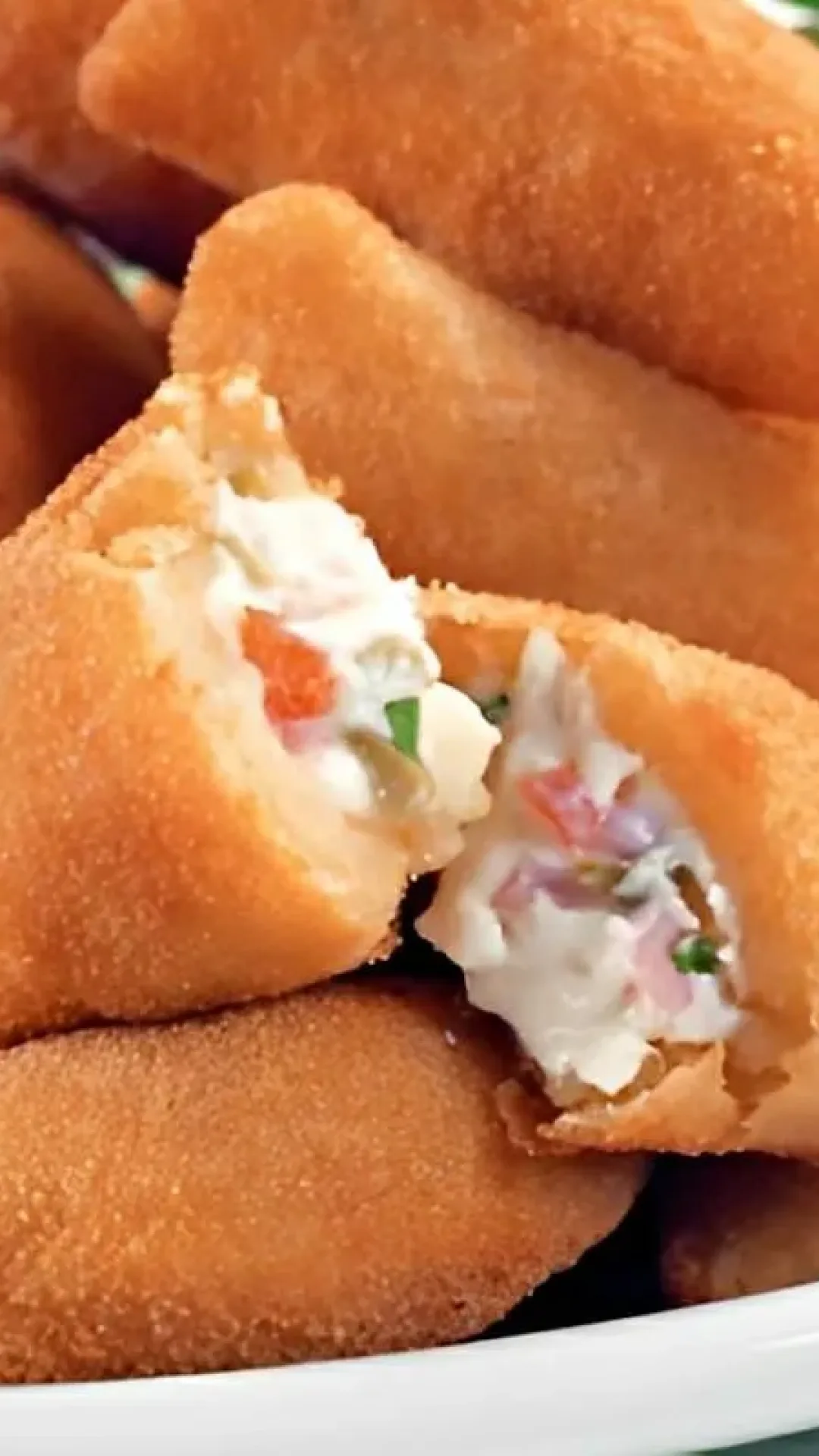 Risole de presunto e queijo fofinho e sequinho aprendi com salgadeira dona de lanchonete