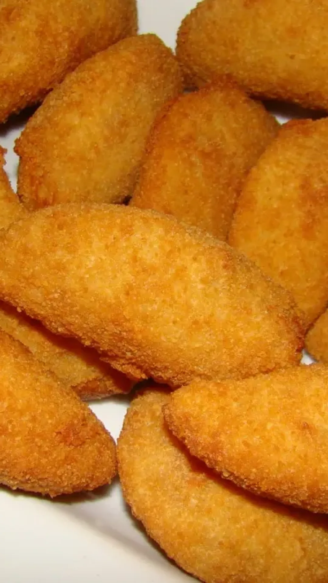 Risole delicioso e fácil de fazer com ingredientes que você sempre tem em casa