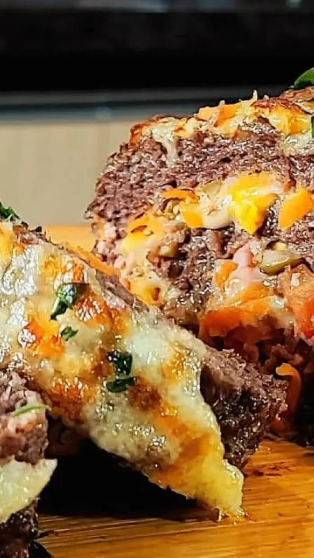 Rocambole de carne que fica molhadinho e no ponto certo