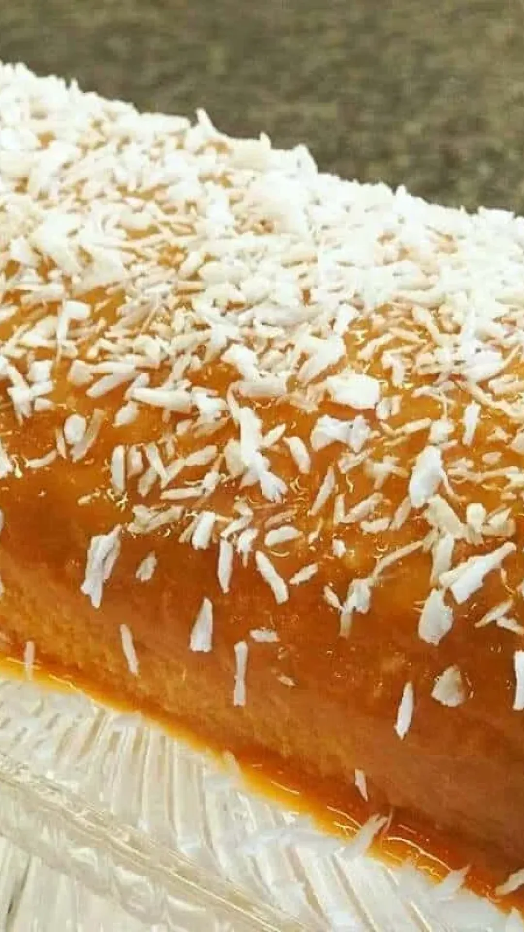 Rocambole de doce de leite: essa massa fica perfeita e não quebra na hora de enrolar