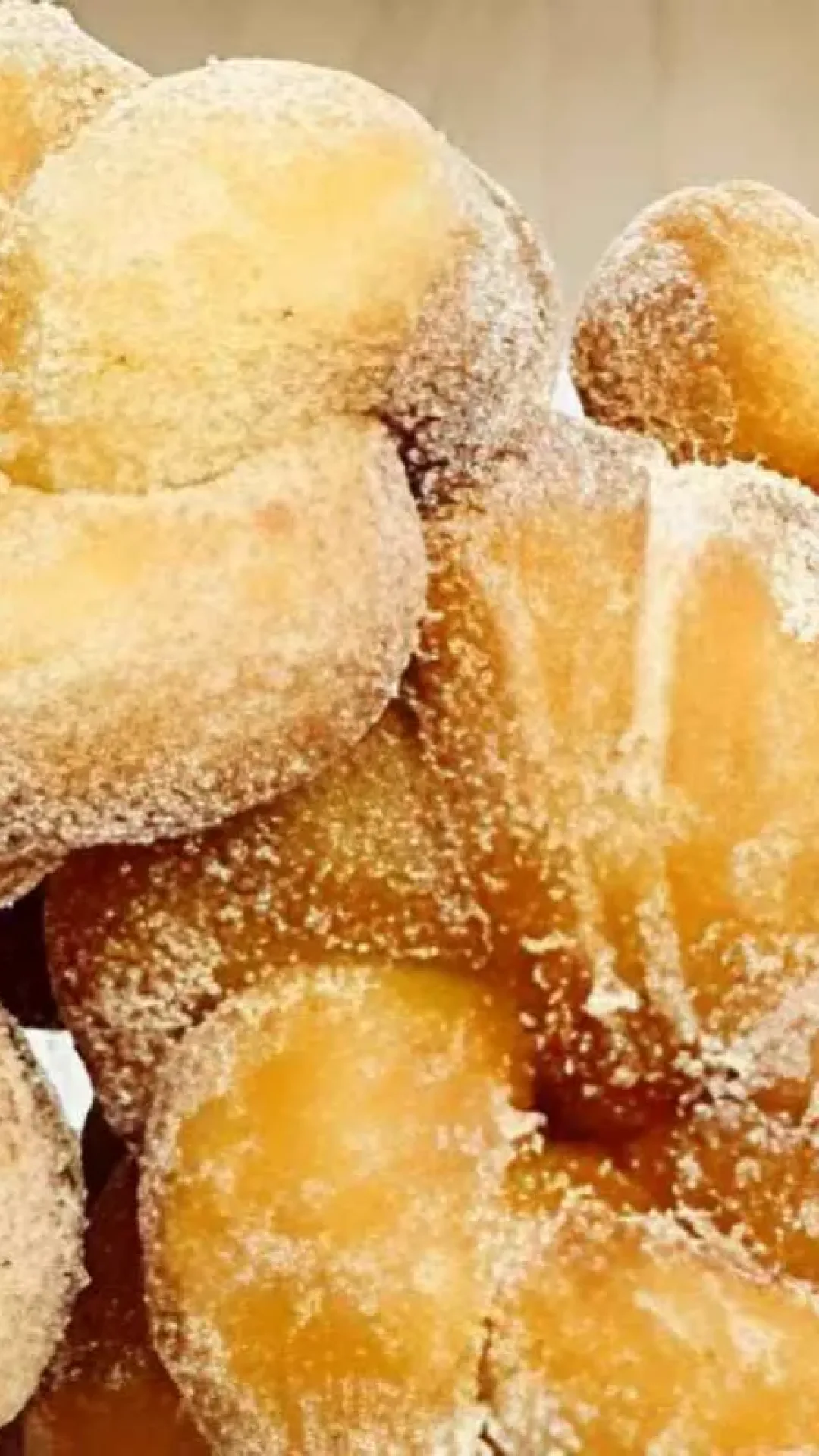 Rosquinha caseira fofinha e feita com poucos ingredientes perfeita para servir com chá ou café