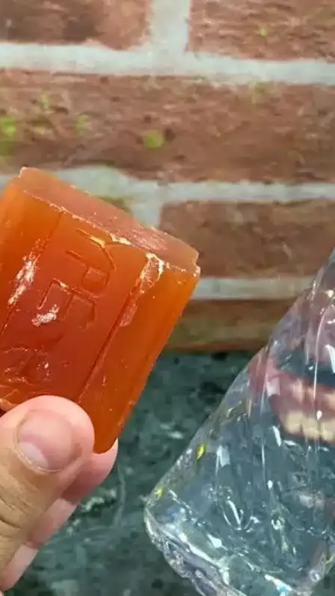 Sabão líquido caseiro: parei de gastar no mercado depois que aprendi essa receita