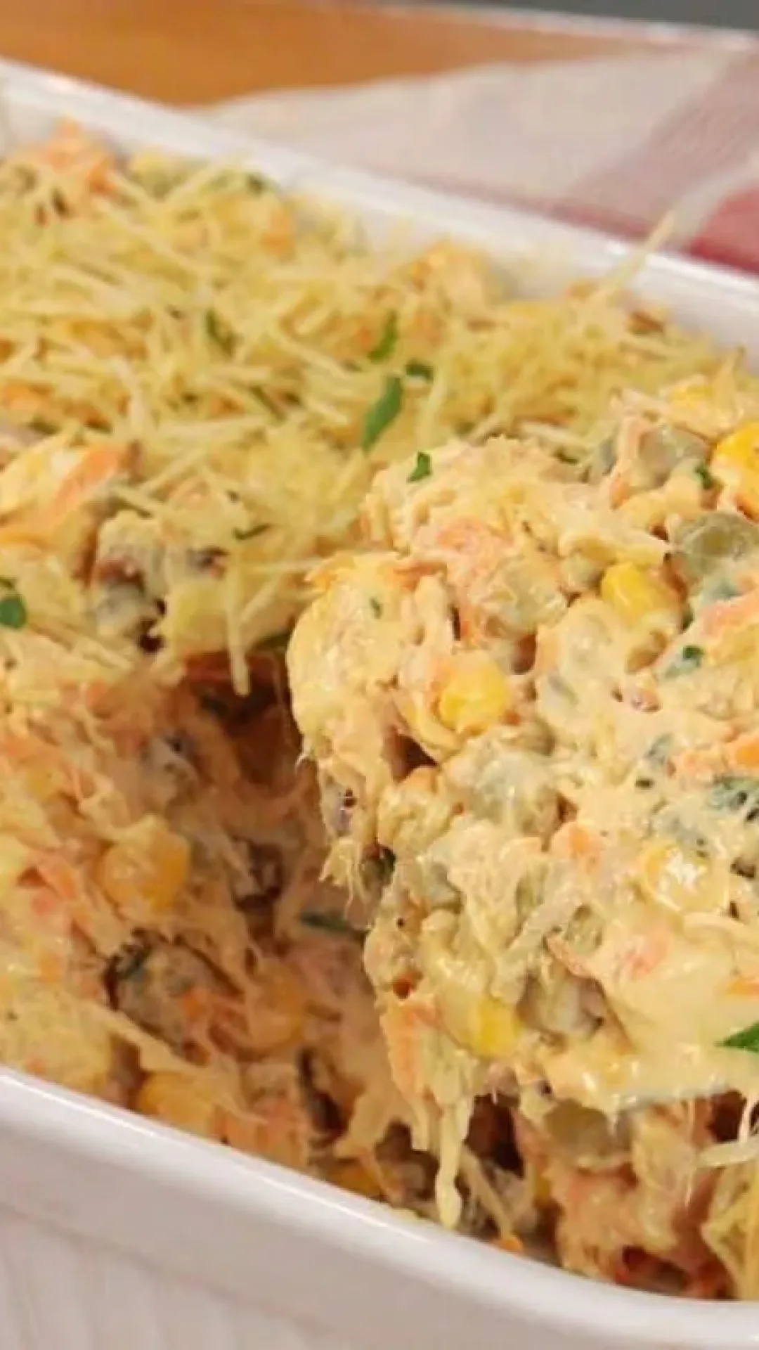 Salpicão sem maionese incrivelmente cremoso e muito leve, um acompanhamento delicioso