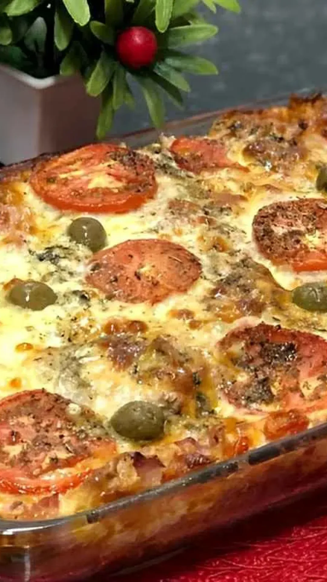 Se você tem pão que sobrou de ontem pode fazer essa deliciosa torta salgada para toda a família