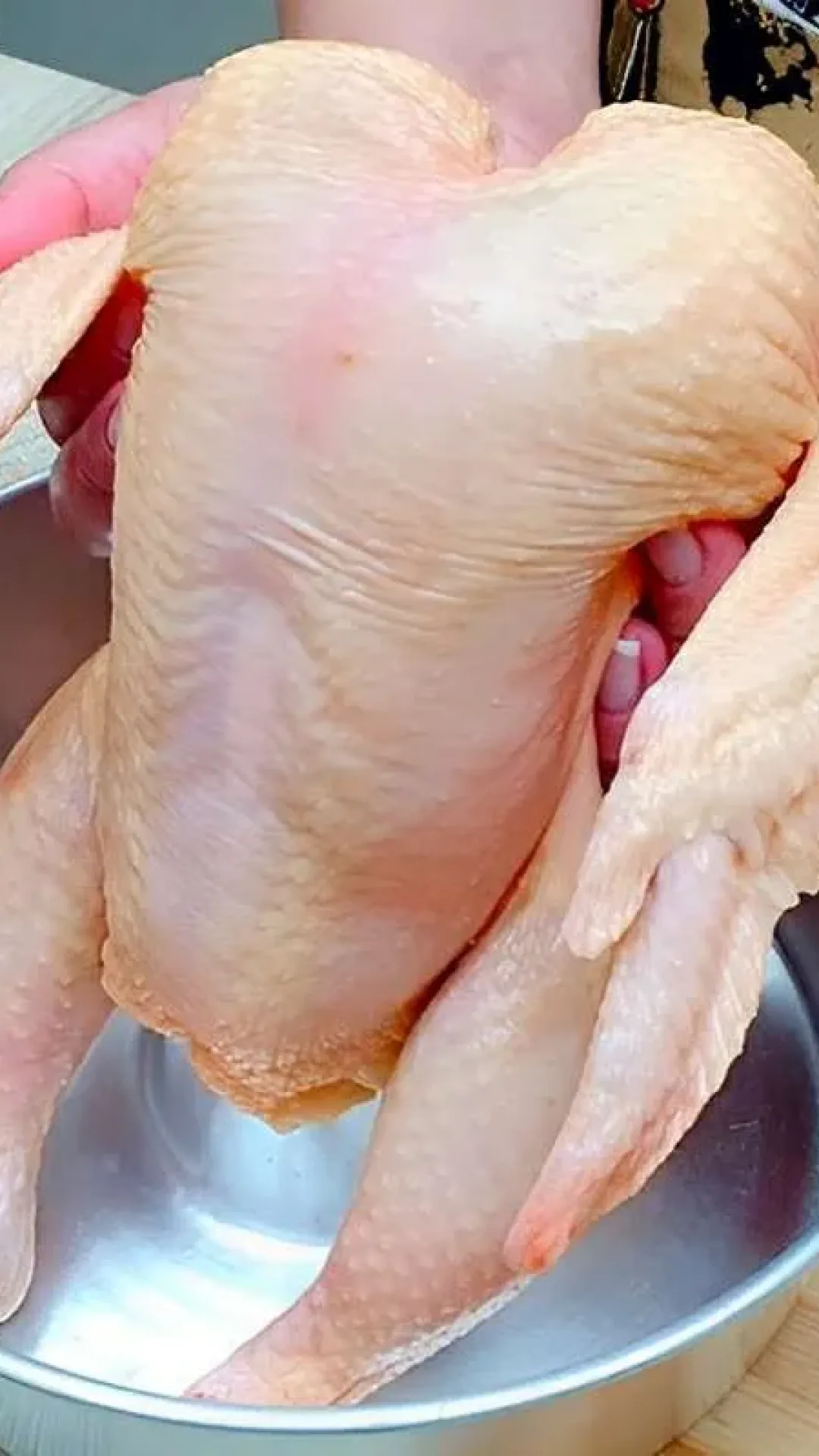 Segredo para fazer frango no forno e deixá-lo muito suculento e saboroso