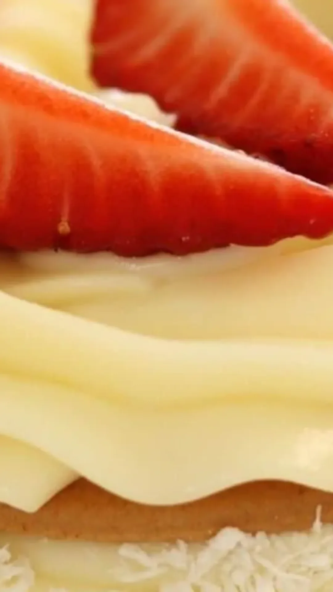 Sobremesa beijo nevado de 4 leites super cremosa, delicada e irresistível