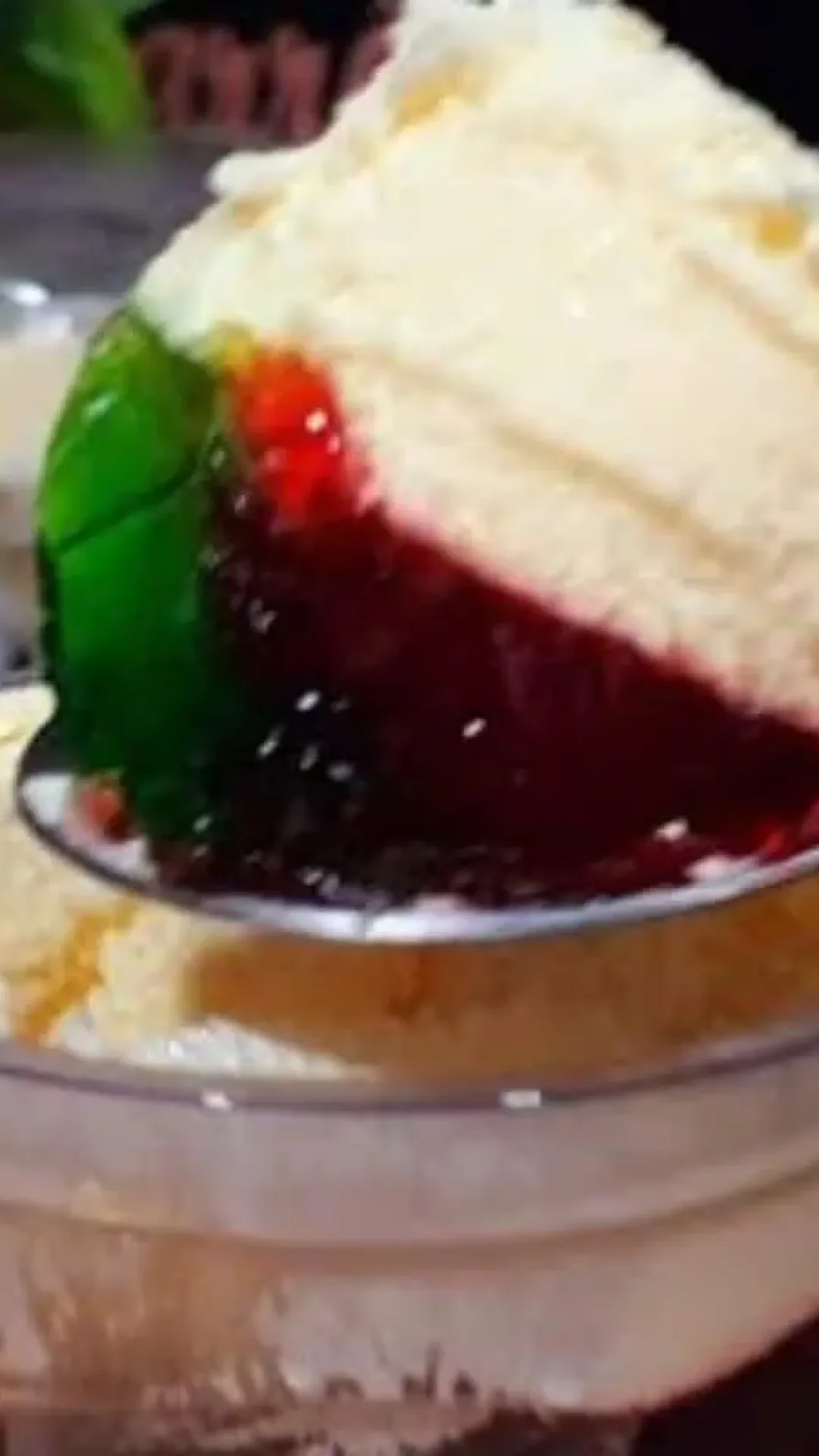 Sobremesa de 2 ingredientes: duvido você não ganhar dinheiro com este doce lucrativo no potinho