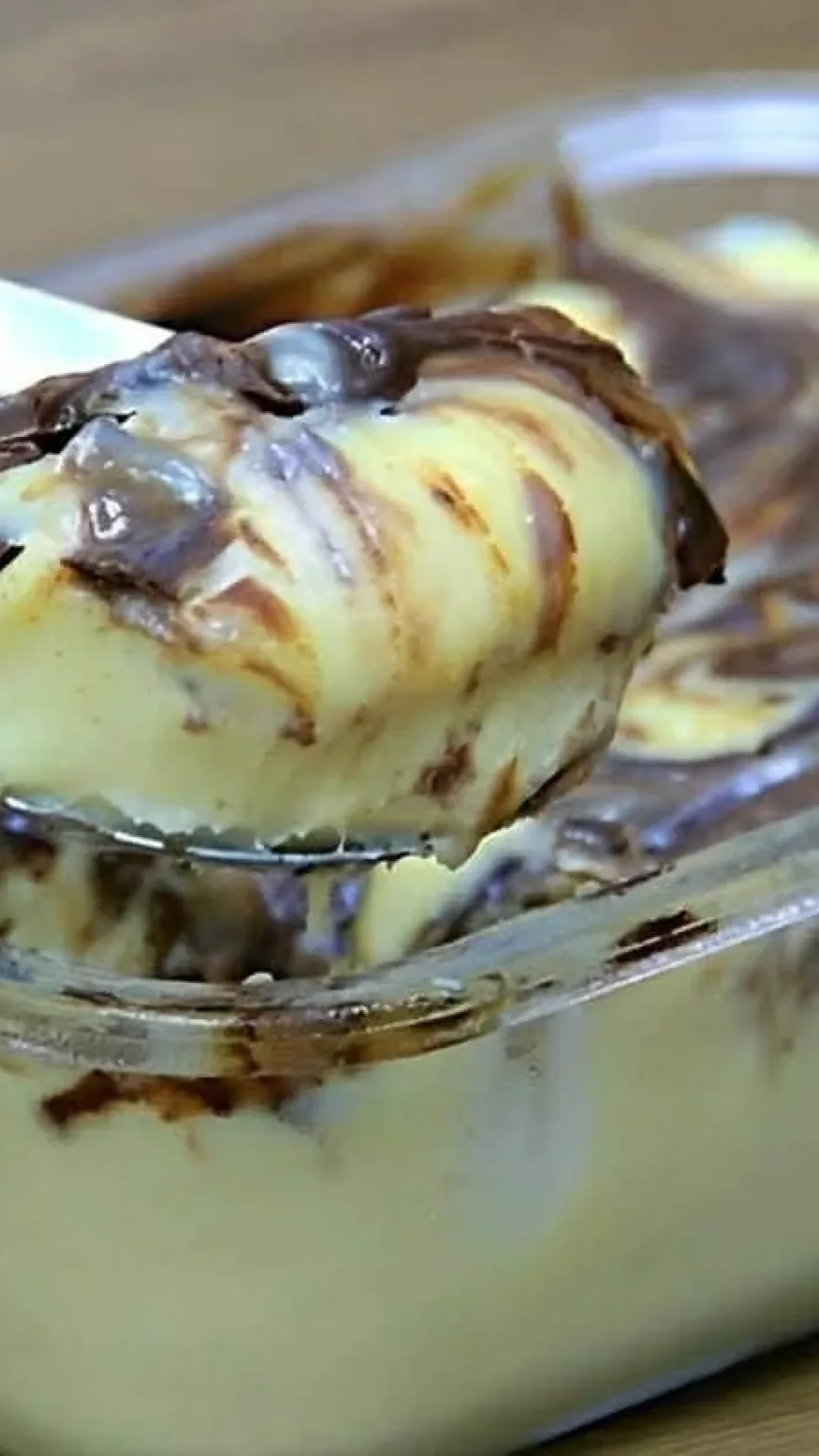 Sobremesa de 3 ingredientes fácil e rápida perfeita para qualquer ocasião