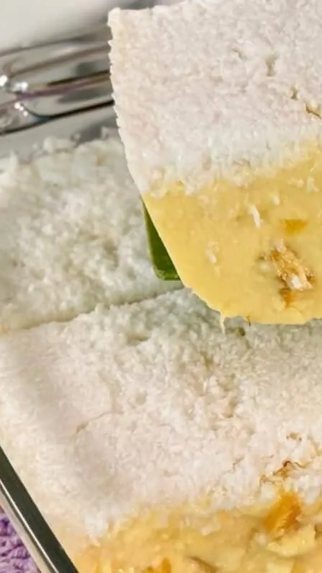 Sobremesa de abacaxi simples e cremosa que sempre dá certo