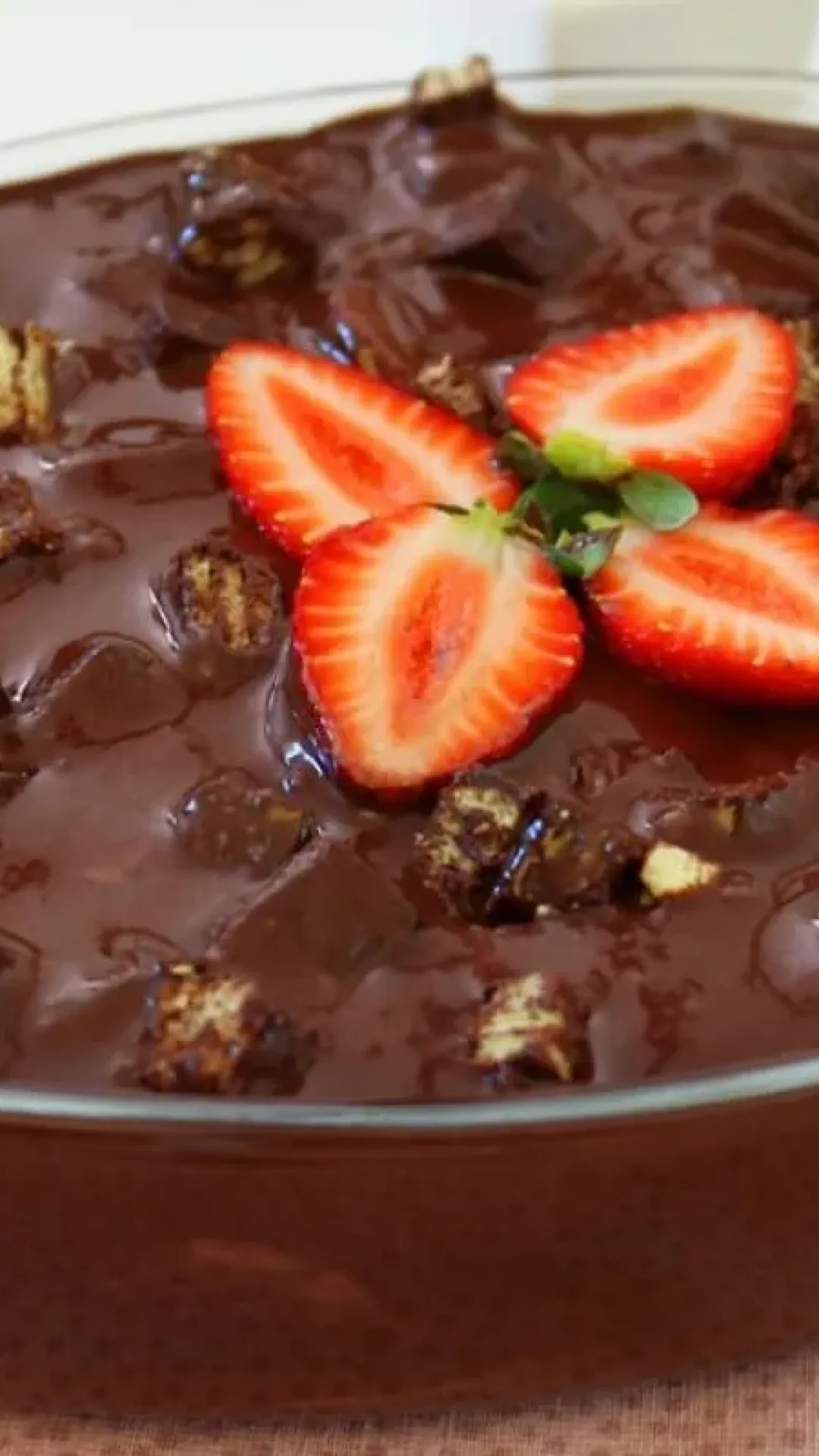 Sobremesa de bis para o seu final de ano bem chocolatuda e fácil de preparar