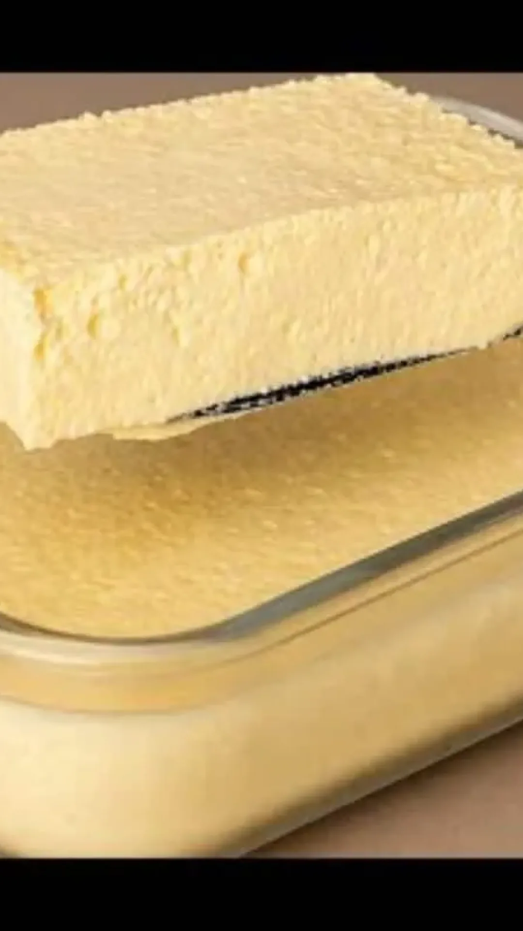 Sobremesa sem leite condensado feita com ingredientes simples, um doce delicioso e bem gelado