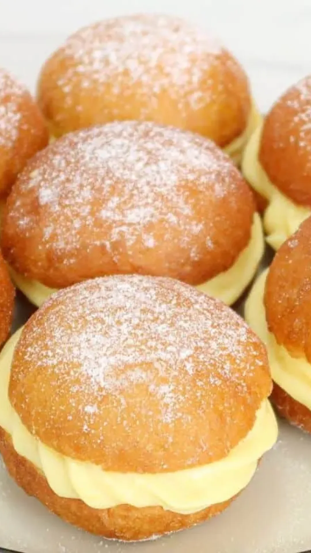Sonho de padaria fofinho e recheado receita simples e irresistível para fazer em casa