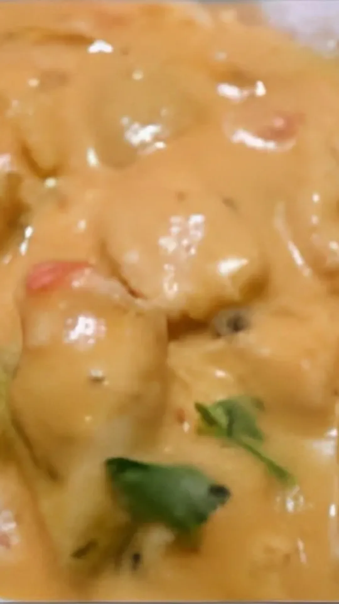 Strogonoff de frango simples prático e delicioso para a refeição do dia a dia