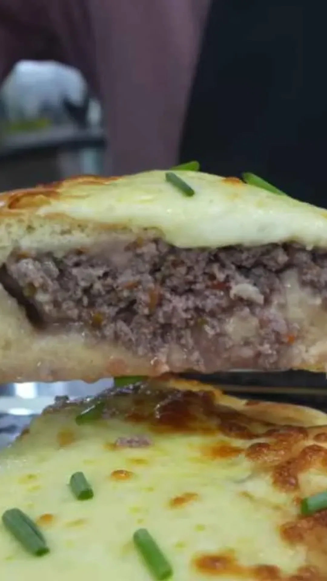 Torta árabe super recheada que viralizou na internet pela sua praticidade, uma gostosura