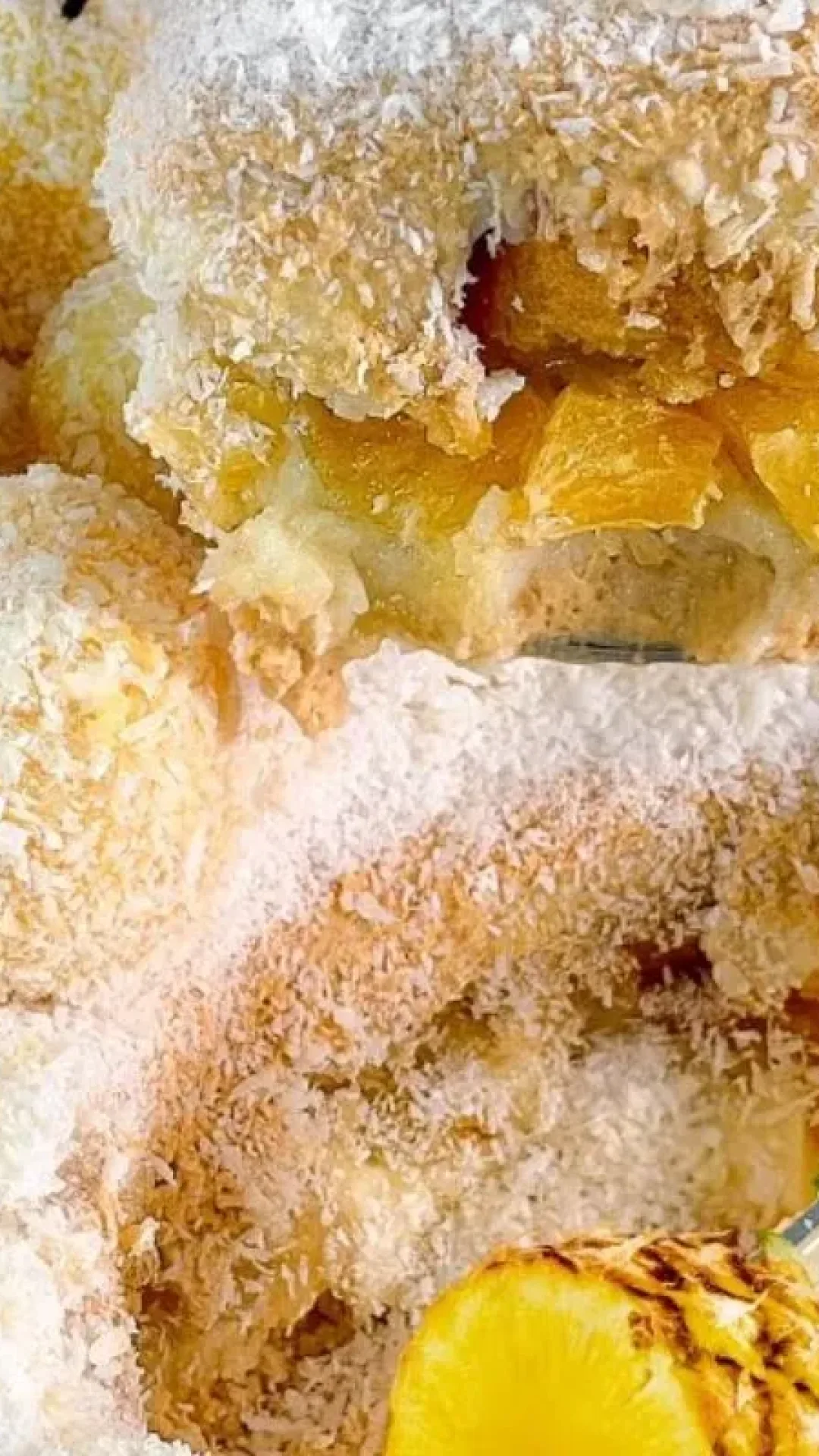 Torta cremosa de abacaxi na travessa que desmancha na boca: a sobremesa perfeita