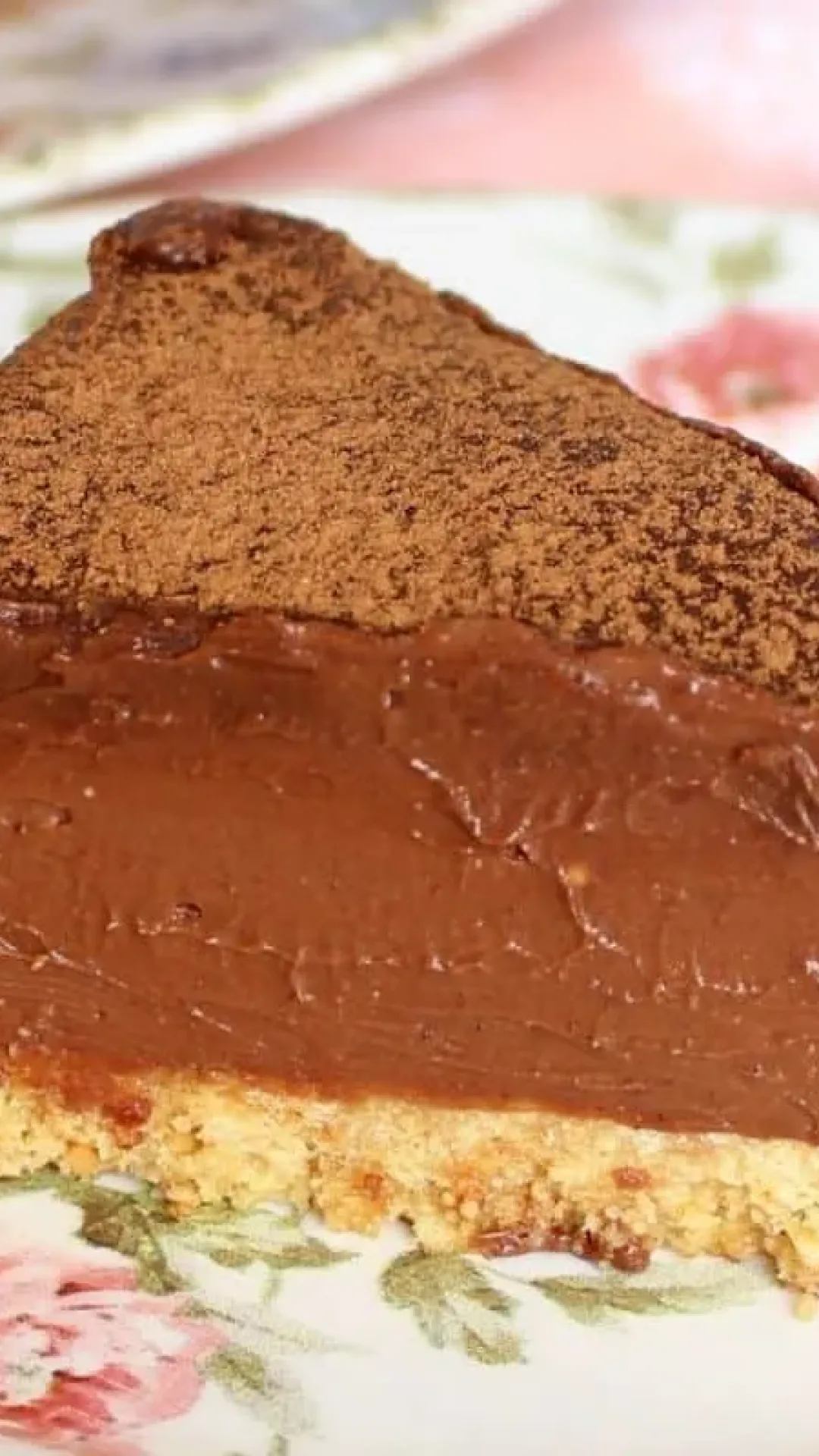 Torta de chocolate sem forno e sem gelatina, que fica com uma textura incrível e muito intensa