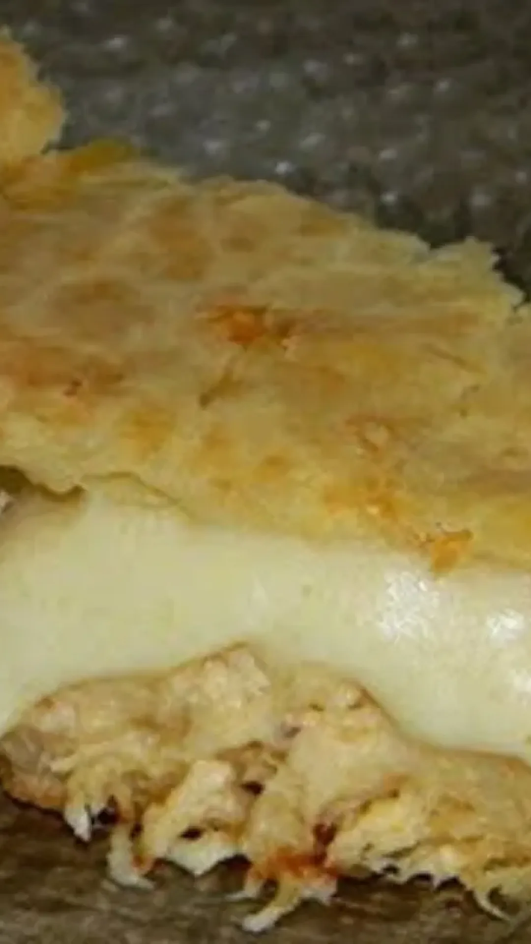Torta de frango cremosa com massa de liquidificador e um recheio super temperadinho