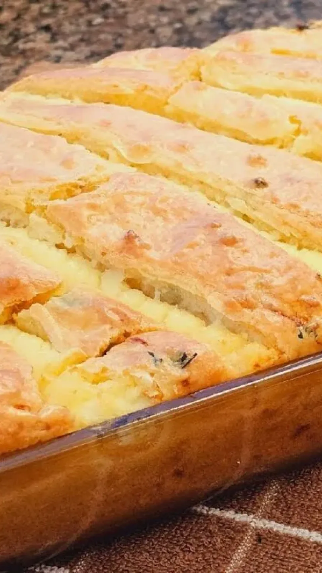 Torta de frango de liquidificador prática que serve bem qualquer refeição da sua família