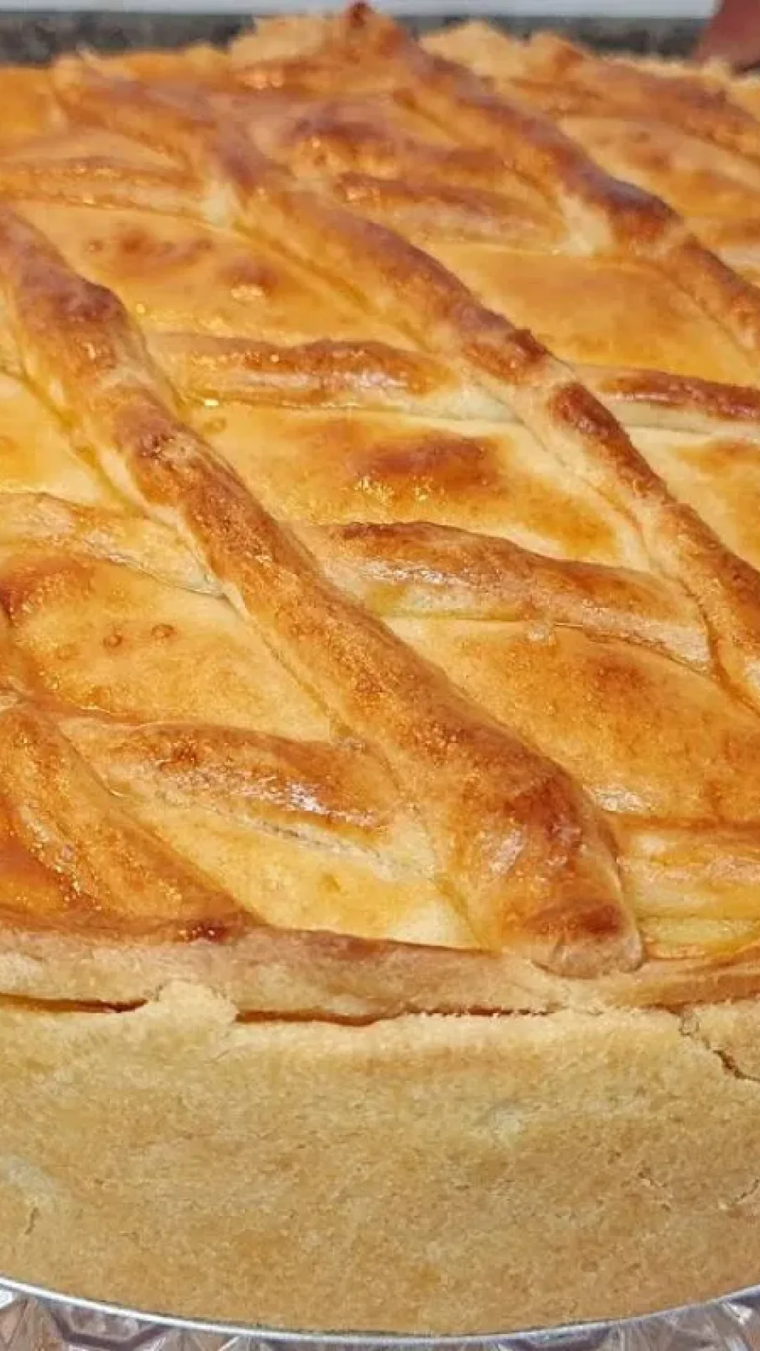 Torta de frango e palmito: veja o segredo dessa massa que fica formidável